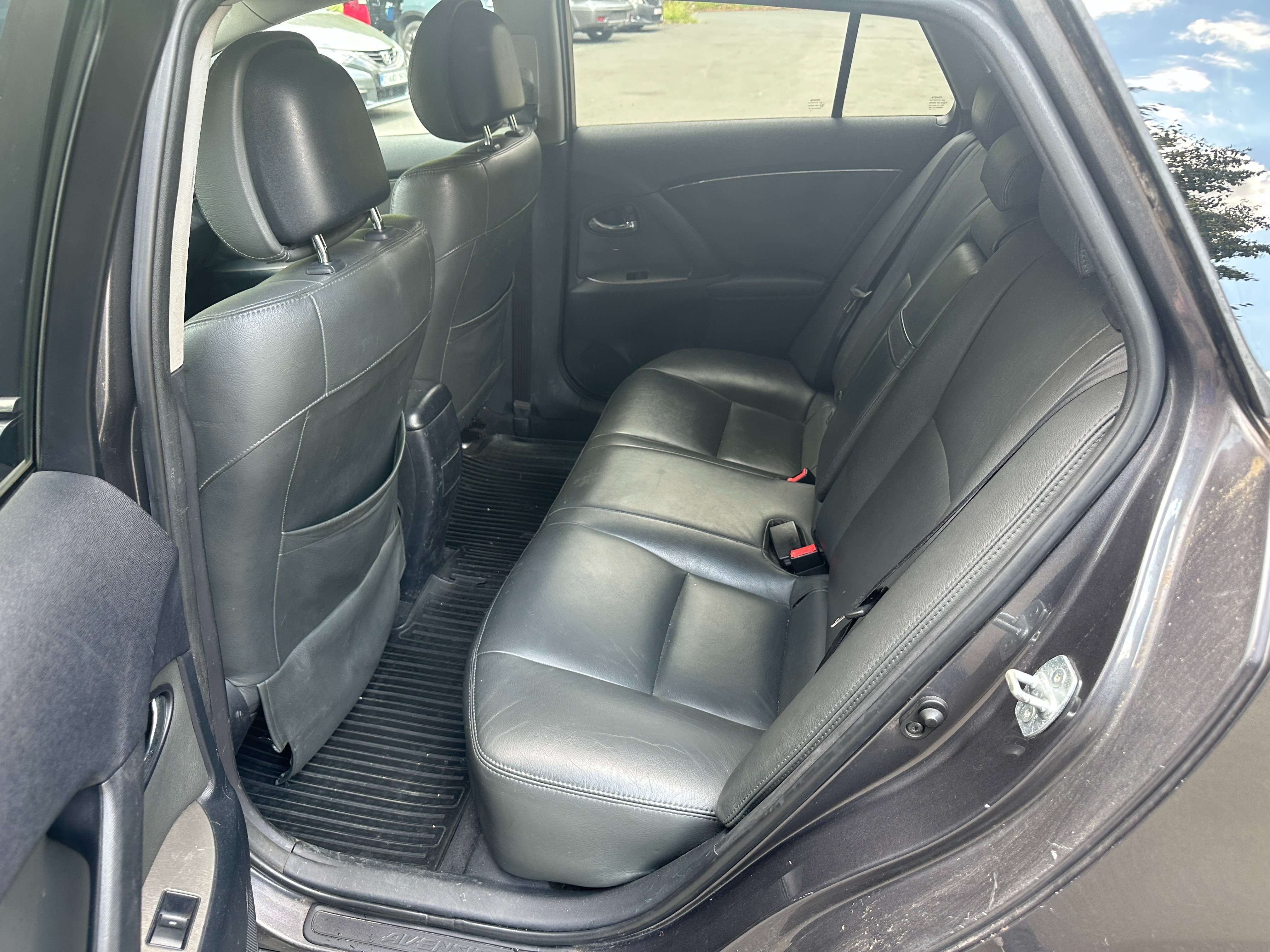 Toyota Avensis Avensis SW 2.0 D-4D Executive II DPF