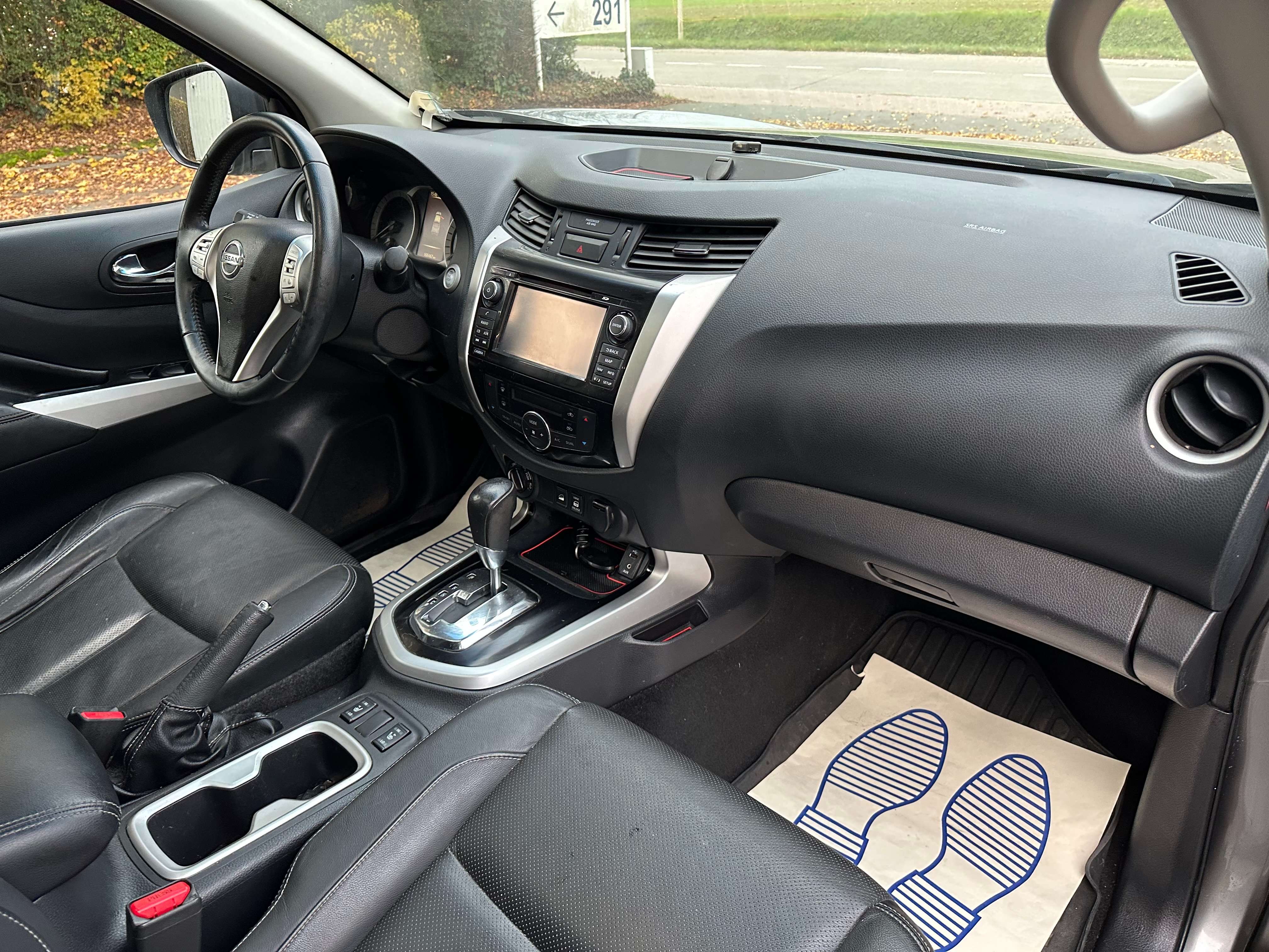 Nissan Navara FULL OPTION