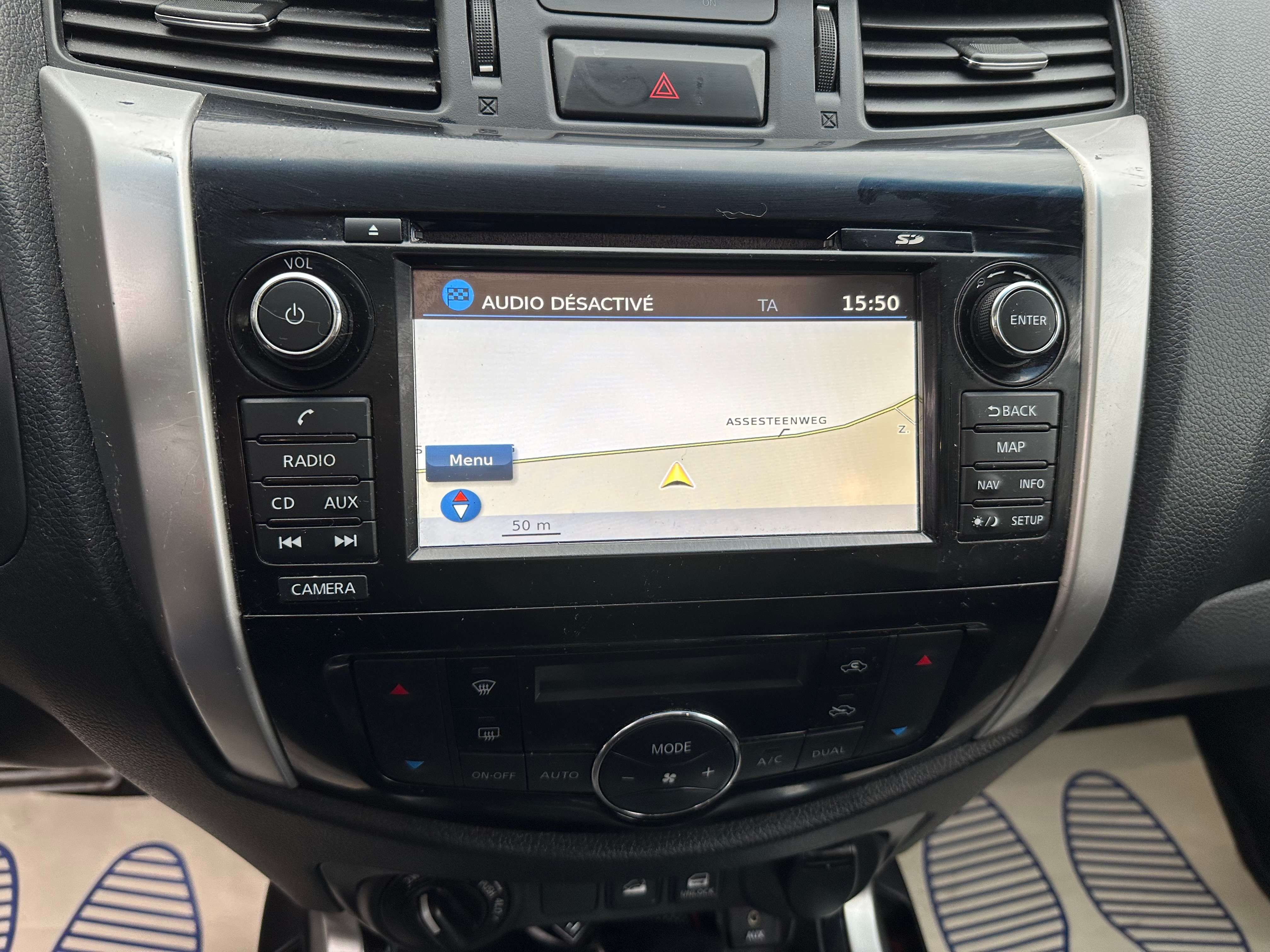 Nissan Navara FULL OPTION