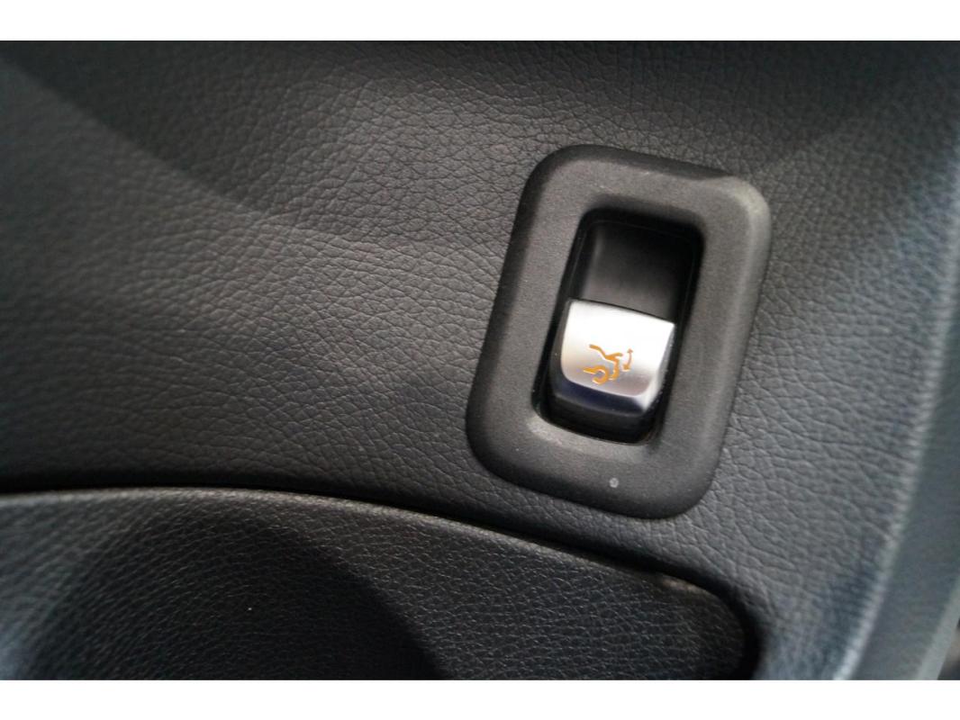 Mercedes-Benz Classe C Break 220 d - BM 205 AMG Line