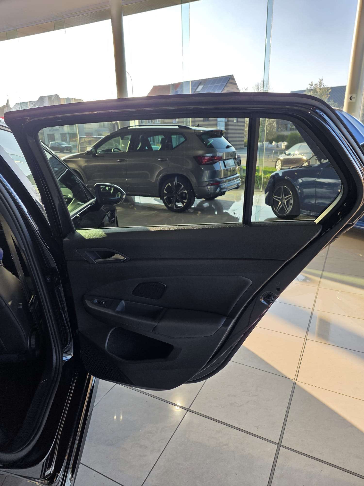 Volkswagen Golf R Akra/Drift/Harman/Elektr vented Leder/Garantie