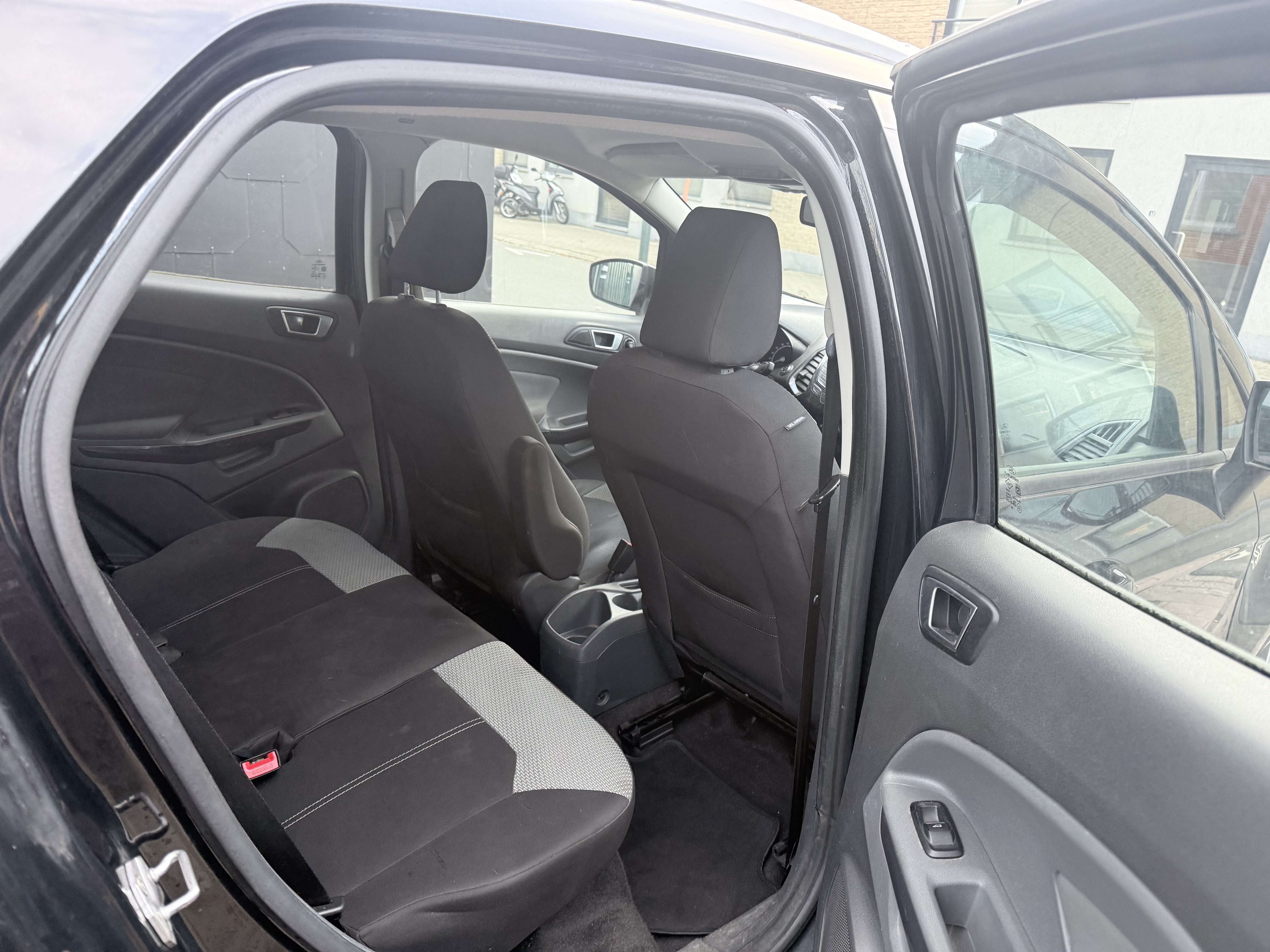 Ford EcoSport 1.5 TDCi EDITION TITANIUM