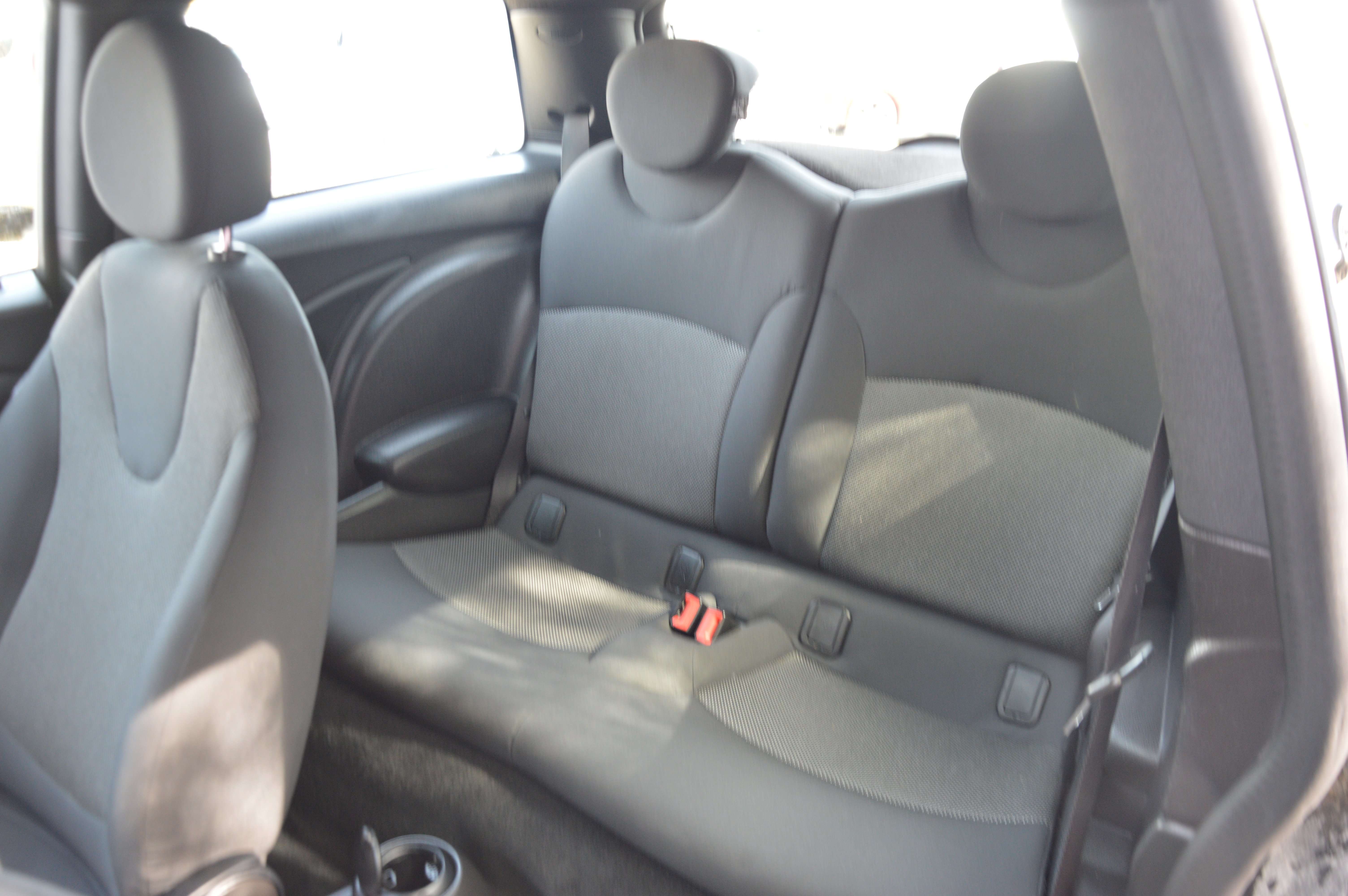 MINI One D 1.6D One SENS AR CLIM 94.312KM