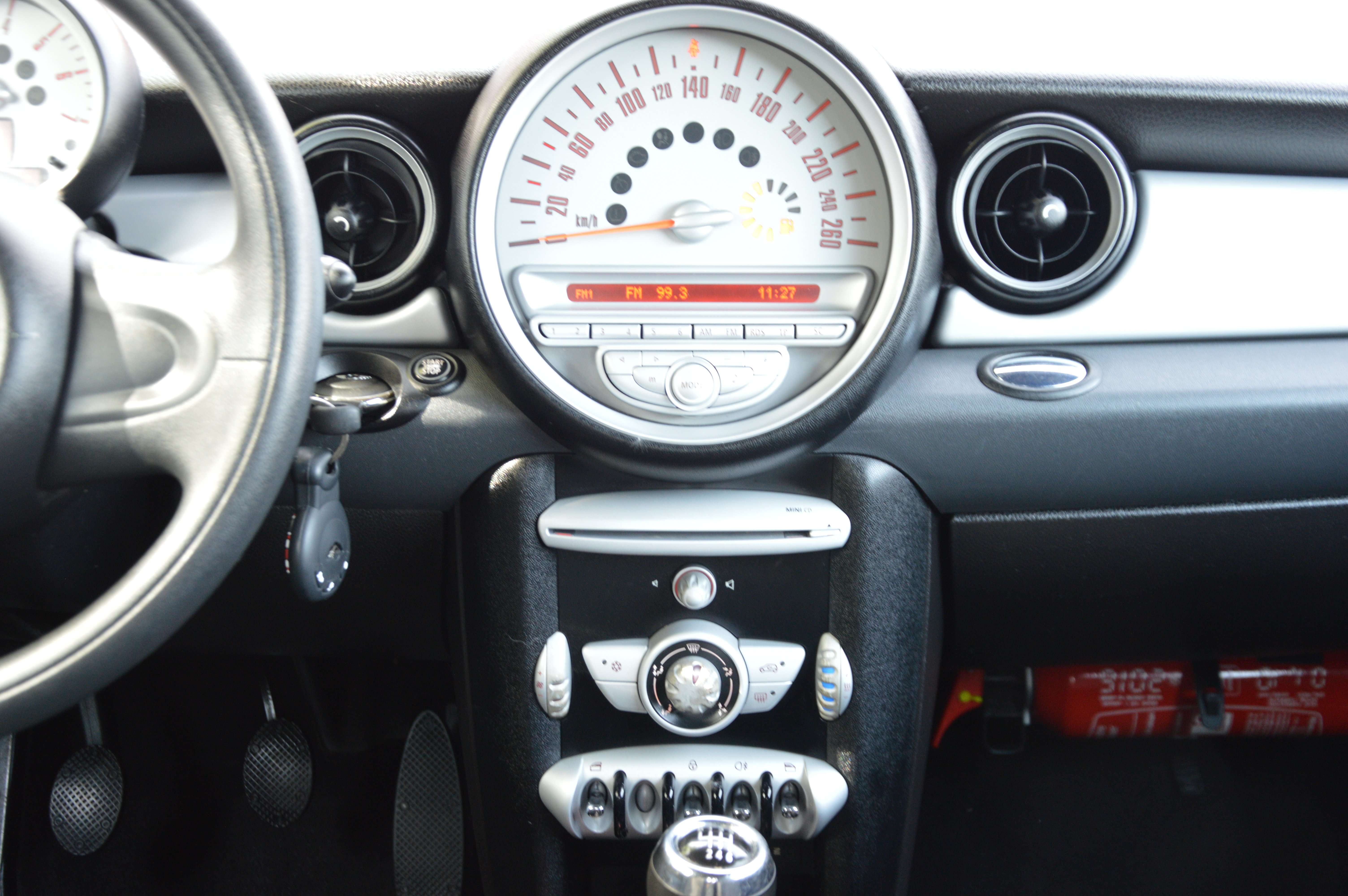 MINI One D 1.6D One SENS AR CLIM 94.312KM