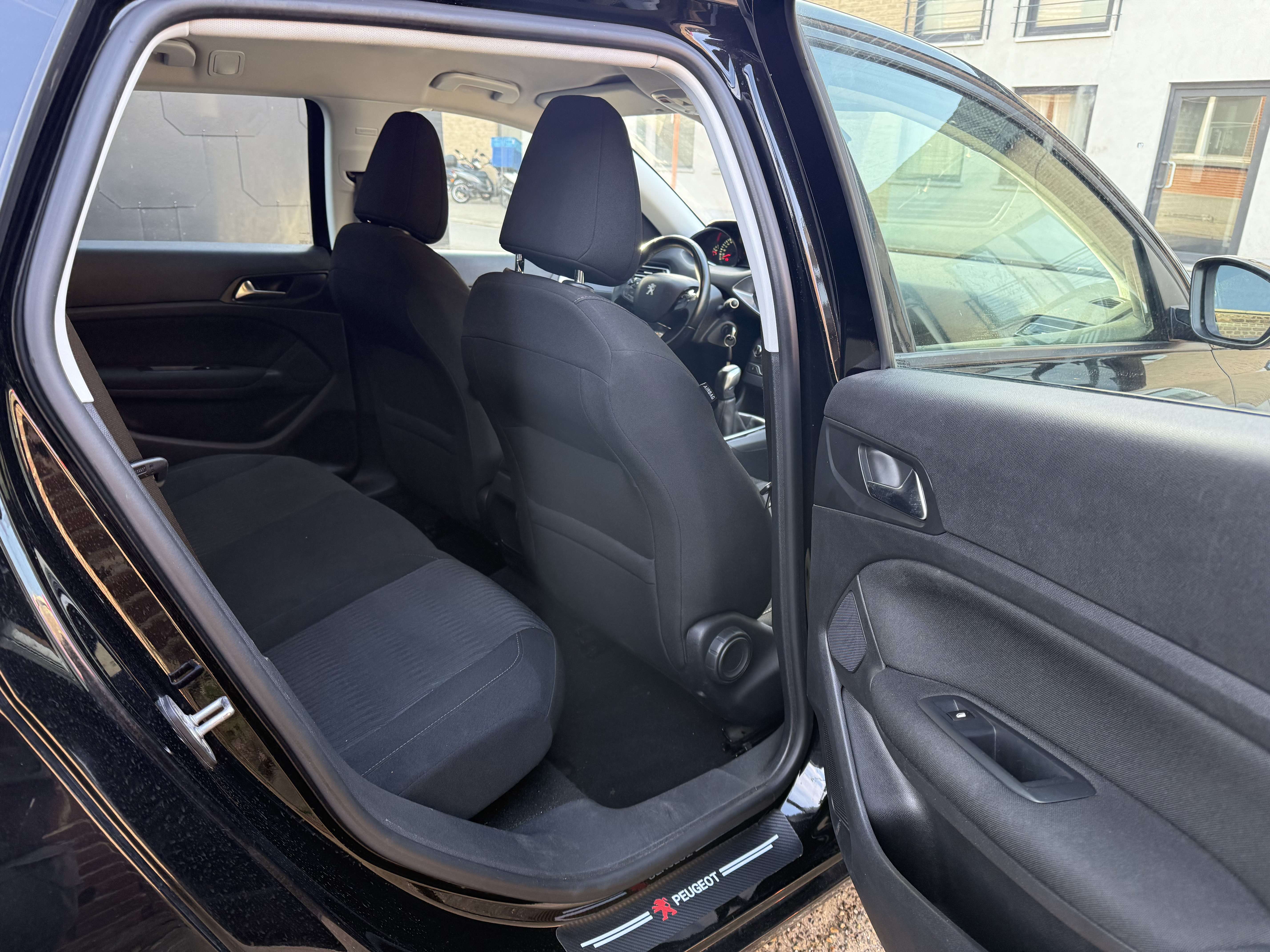 Peugeot 308 SW 1.6 HDI EDITION ACTIVE