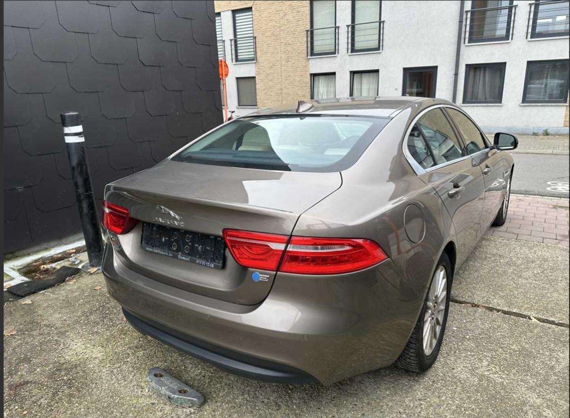 Jaguar XE 2.0 D EDITION PRESTIGE
