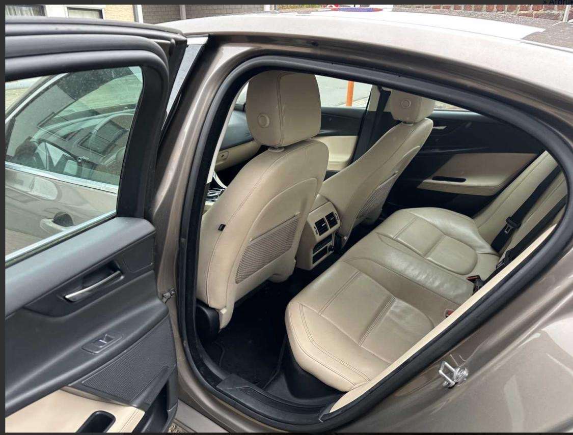Jaguar XE 2.0 D EDITION PRESTIGE
