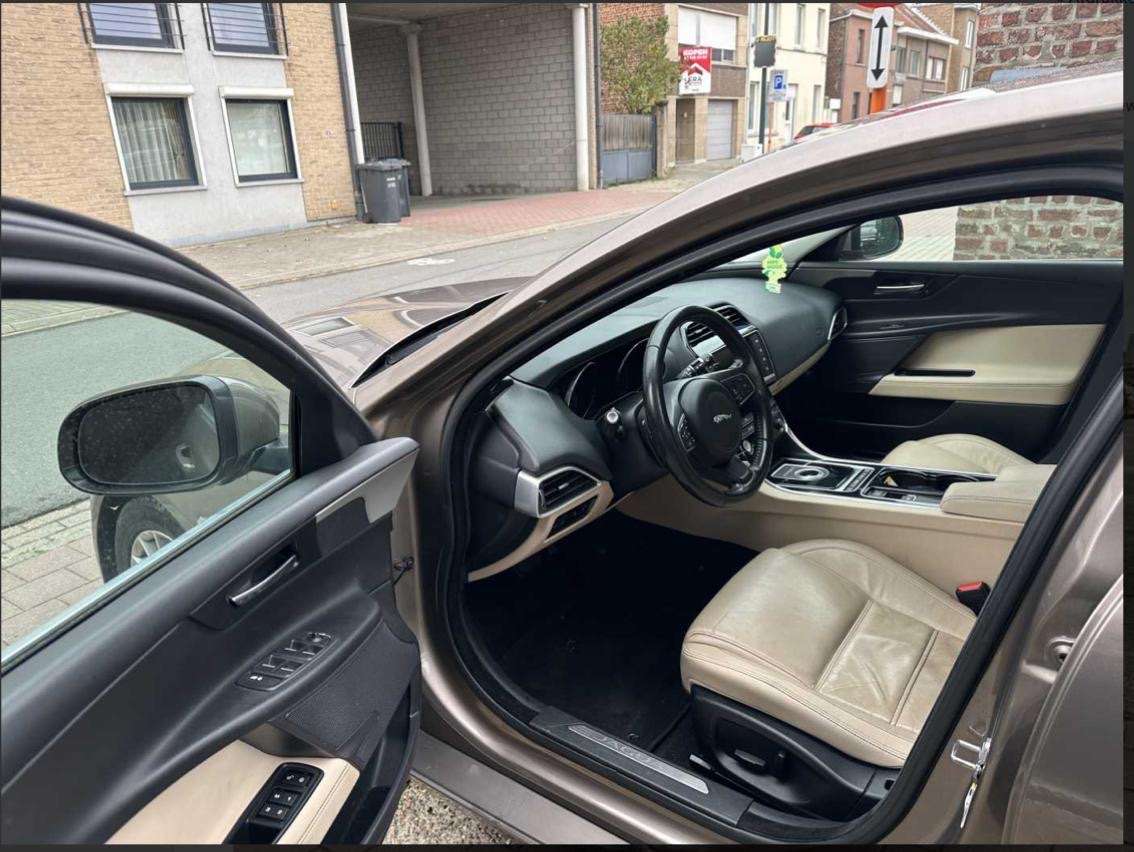 Jaguar XE 2.0 D EDITION PRESTIGE
