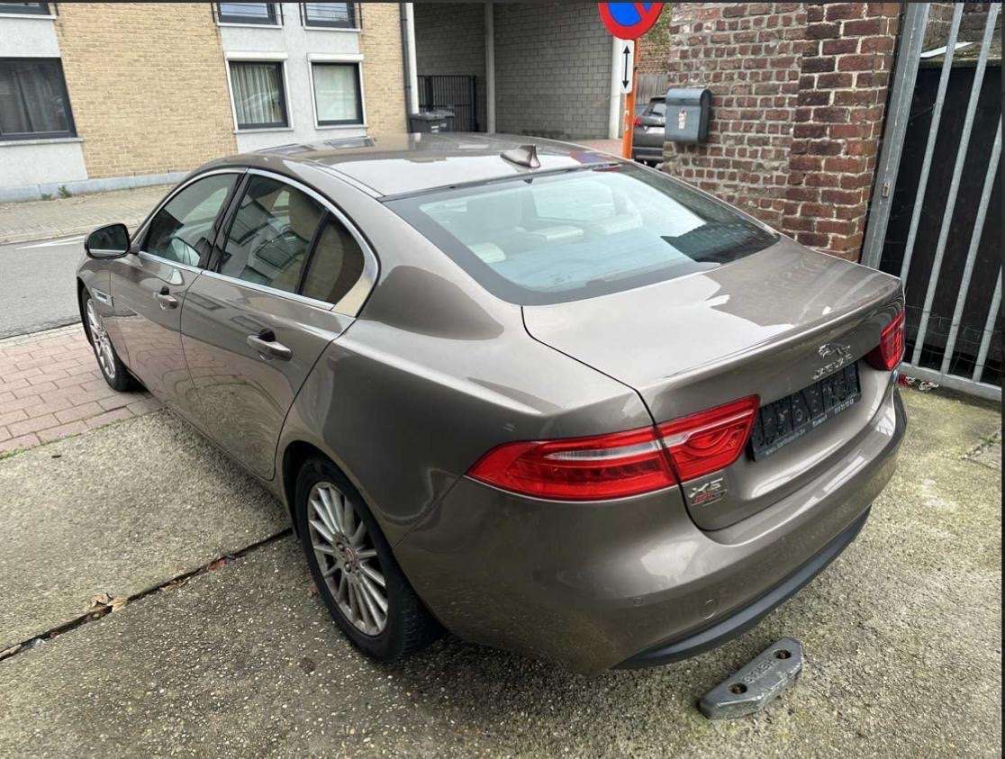 Jaguar XE 2.0 D EDITION PRESTIGE