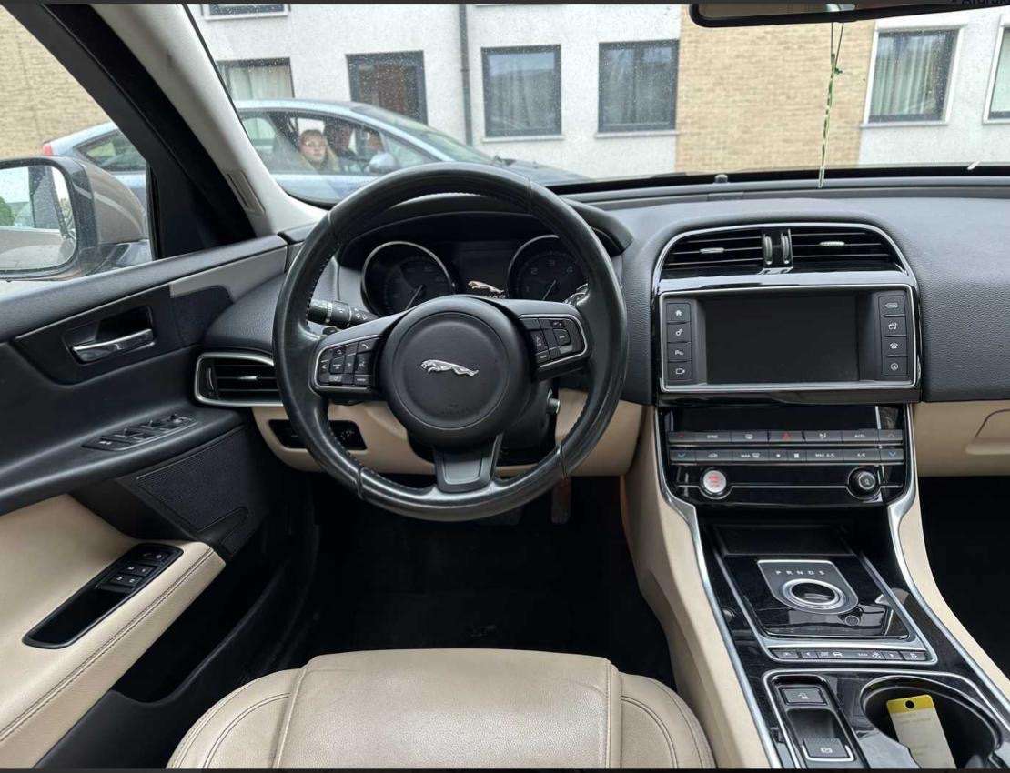 Jaguar XE 2.0 D EDITION PRESTIGE