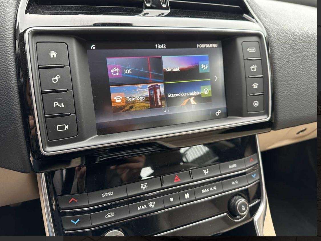 Jaguar XE 2.0 D EDITION PRESTIGE
