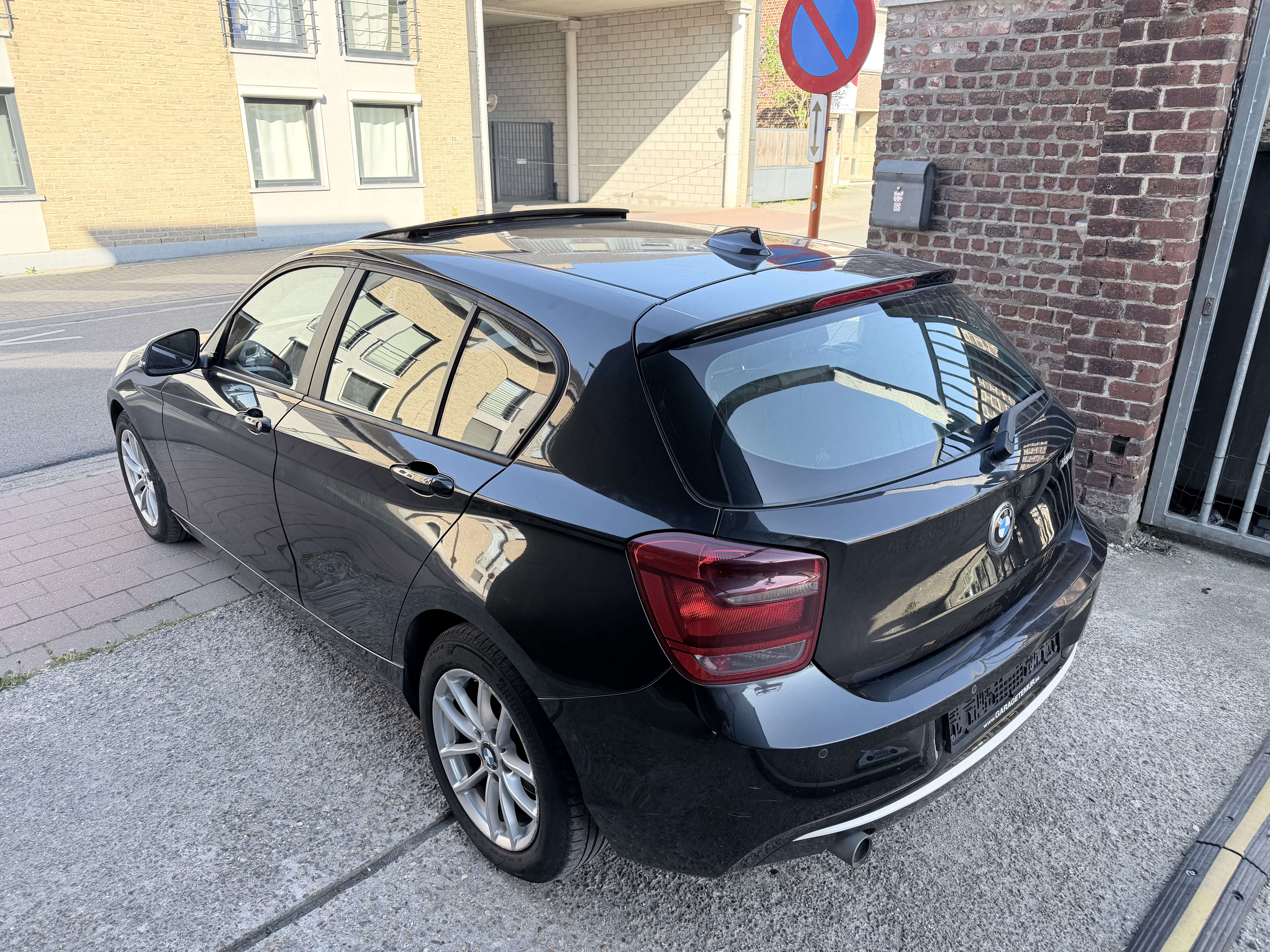 BMW 118 OPEN DAK | AUTOMAAT | NAVI | ZETEL VERWARMING