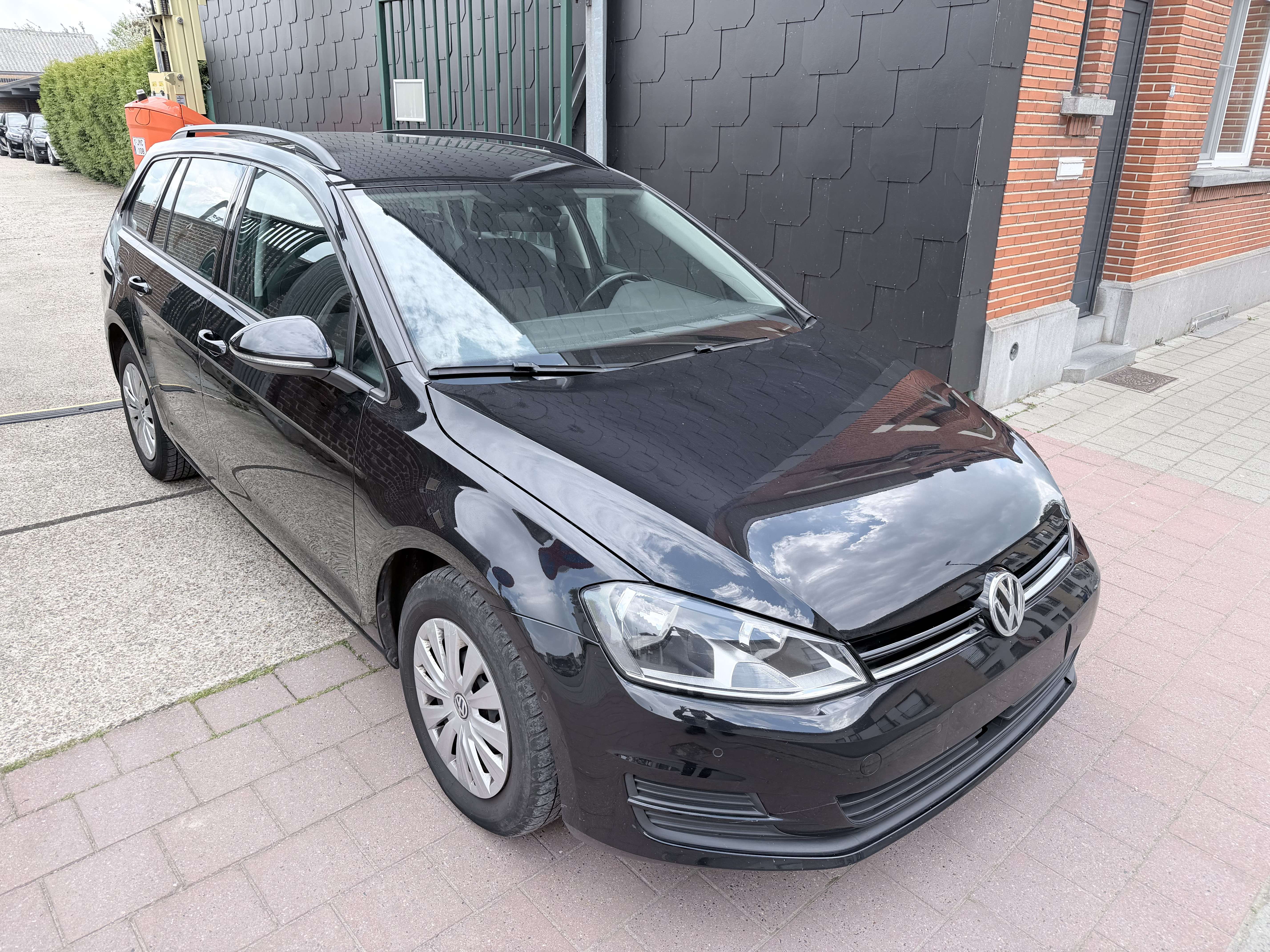 Volkswagen Golf Variant 1.6 TDI Trendline | Navi | Cruise Control | Airco | PDC | Bluetooth