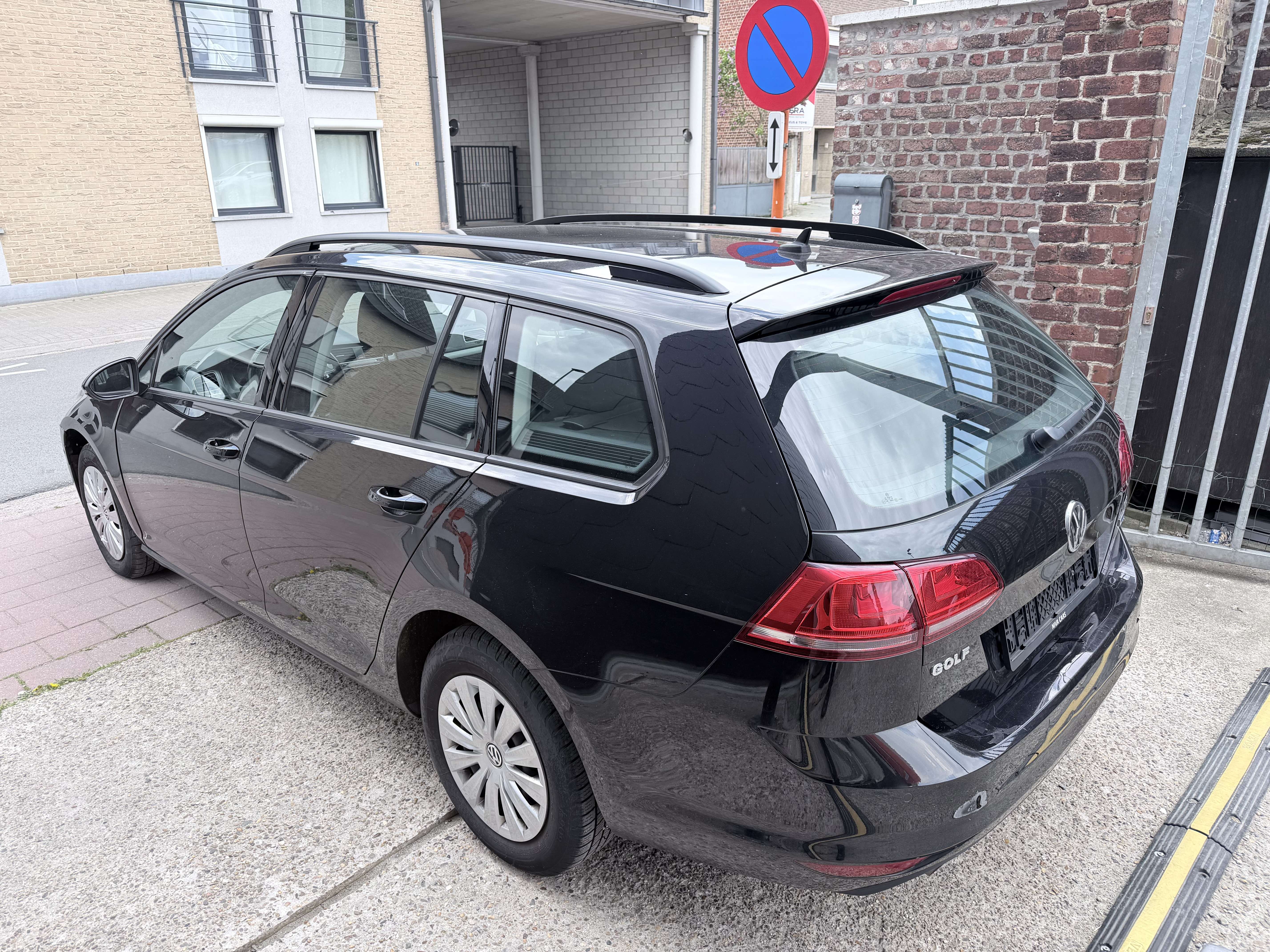 Volkswagen Golf Variant 1.6 TDI Trendline | Navi | Cruise Control | Airco | PDC | Bluetooth