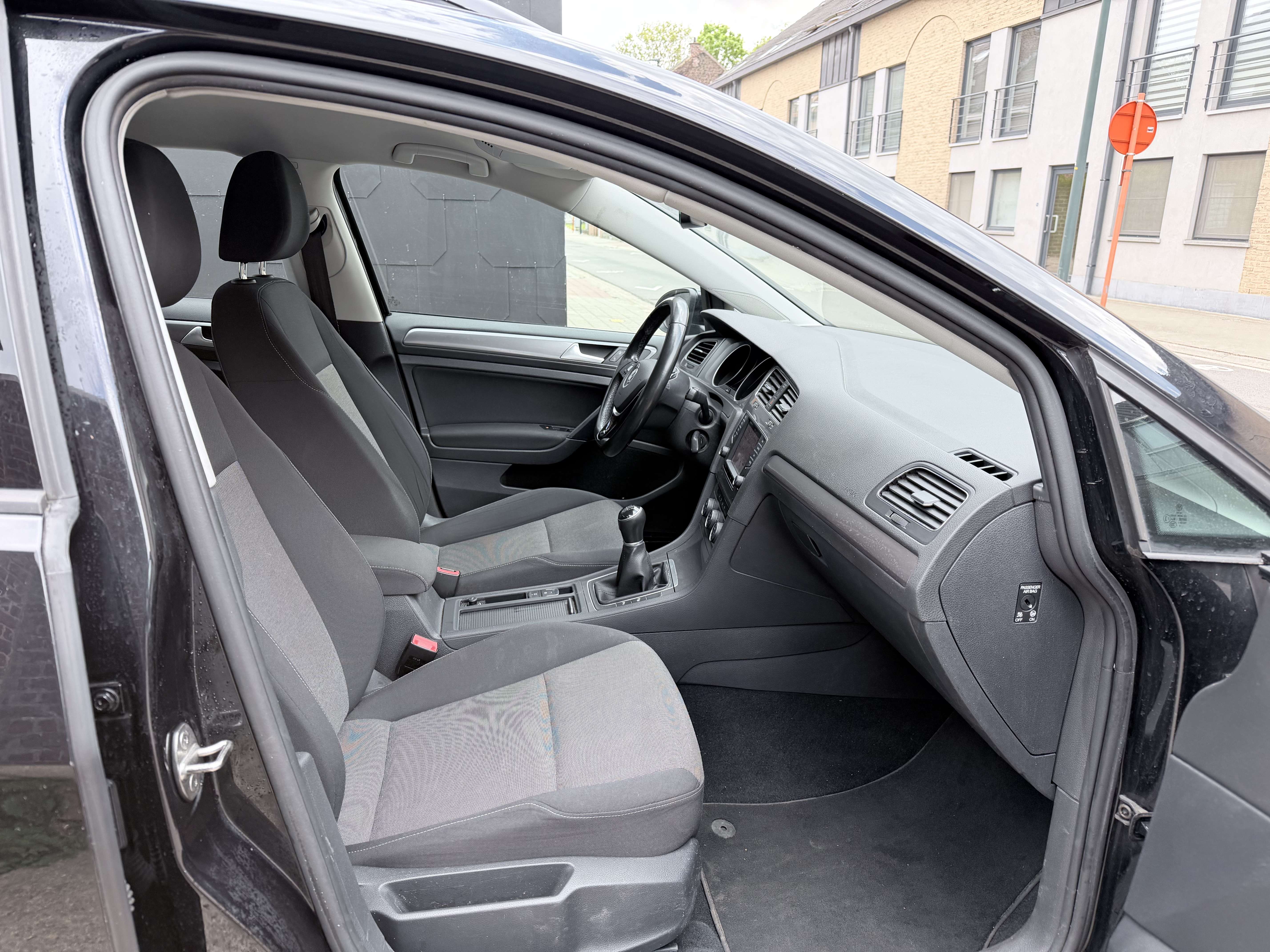 Volkswagen Golf Variant 1.6 TDI Trendline | Navi | Cruise Control | Airco | PDC | Bluetooth