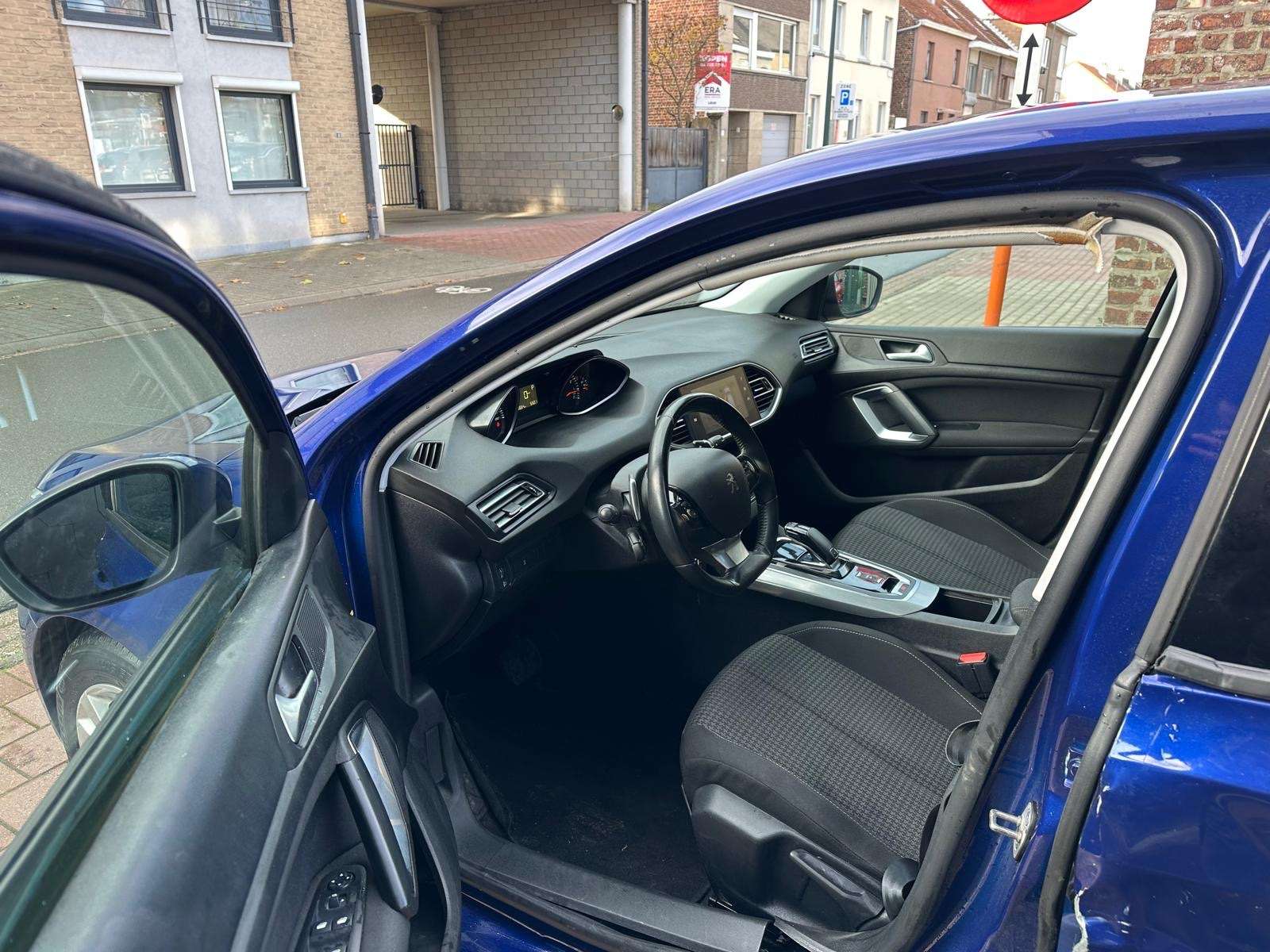 Peugeot 308 SW 1.2 I EDITION STYLE