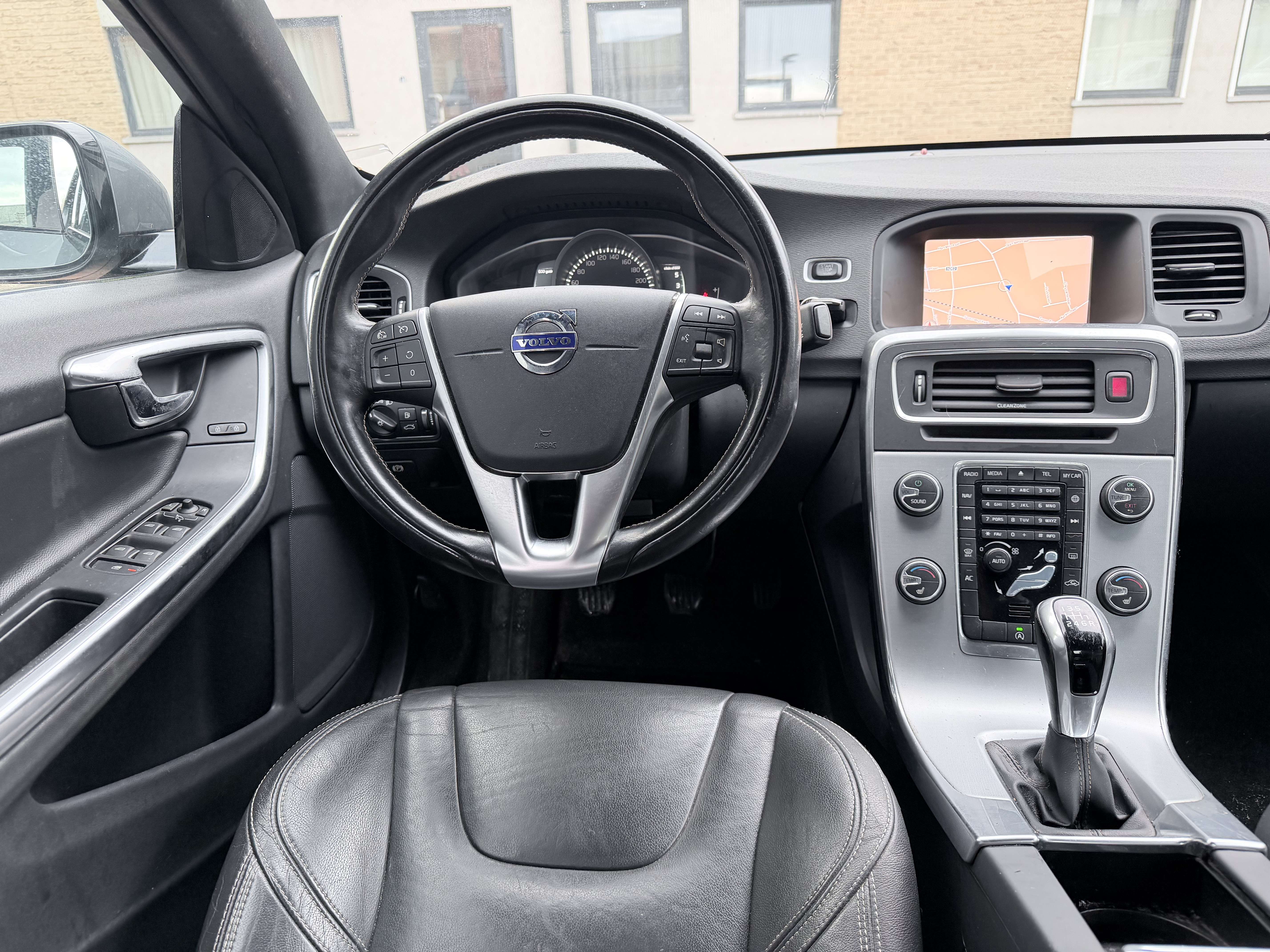 Volvo S60 2.0 D2 Summum Edition | Navi | Leder | PDC | Cruise | Euro 6