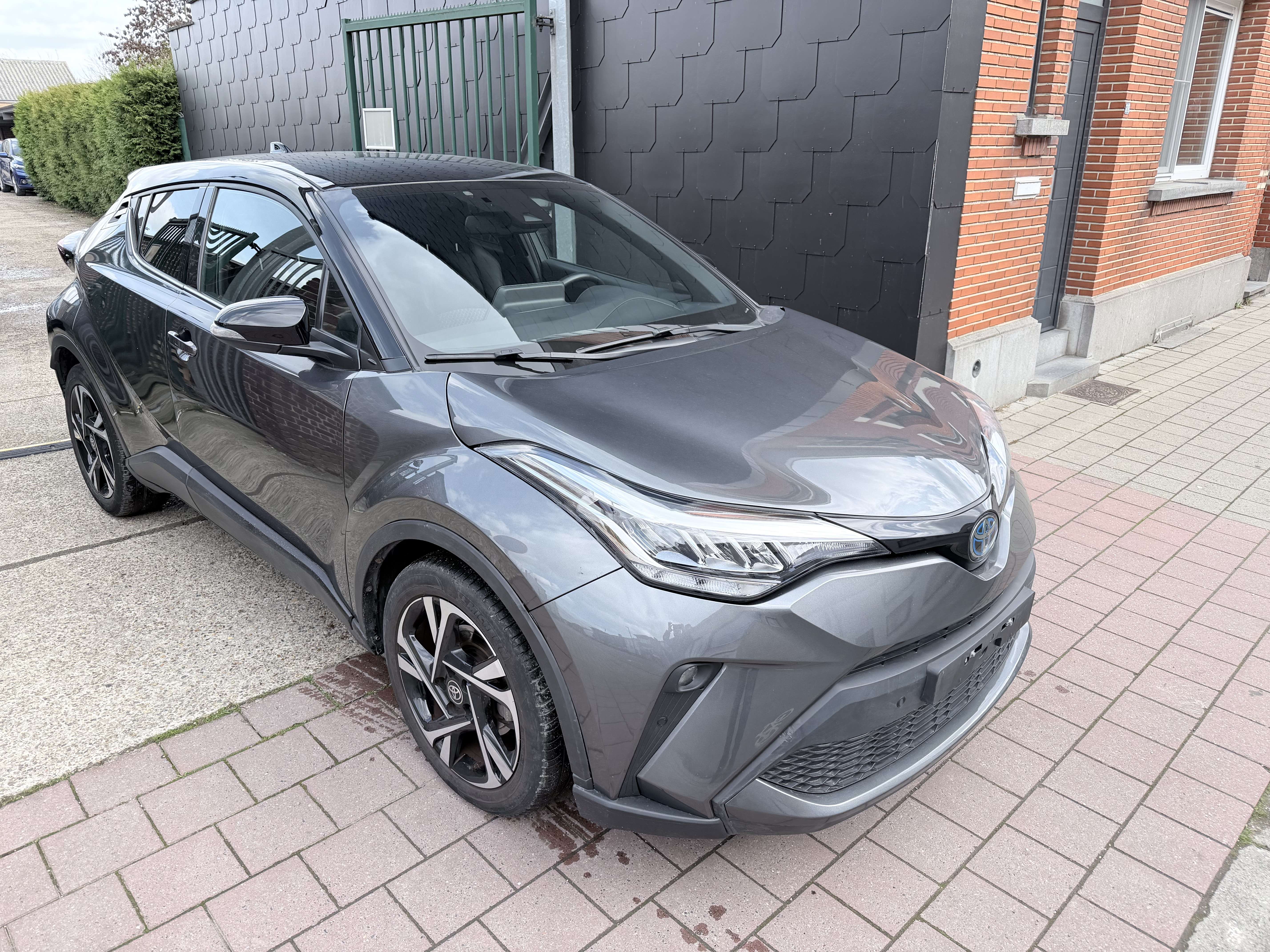 Toyota C-HR 1.8 Hybrid Edition e-CVT | Camera | Navi | CarPlay | LED
