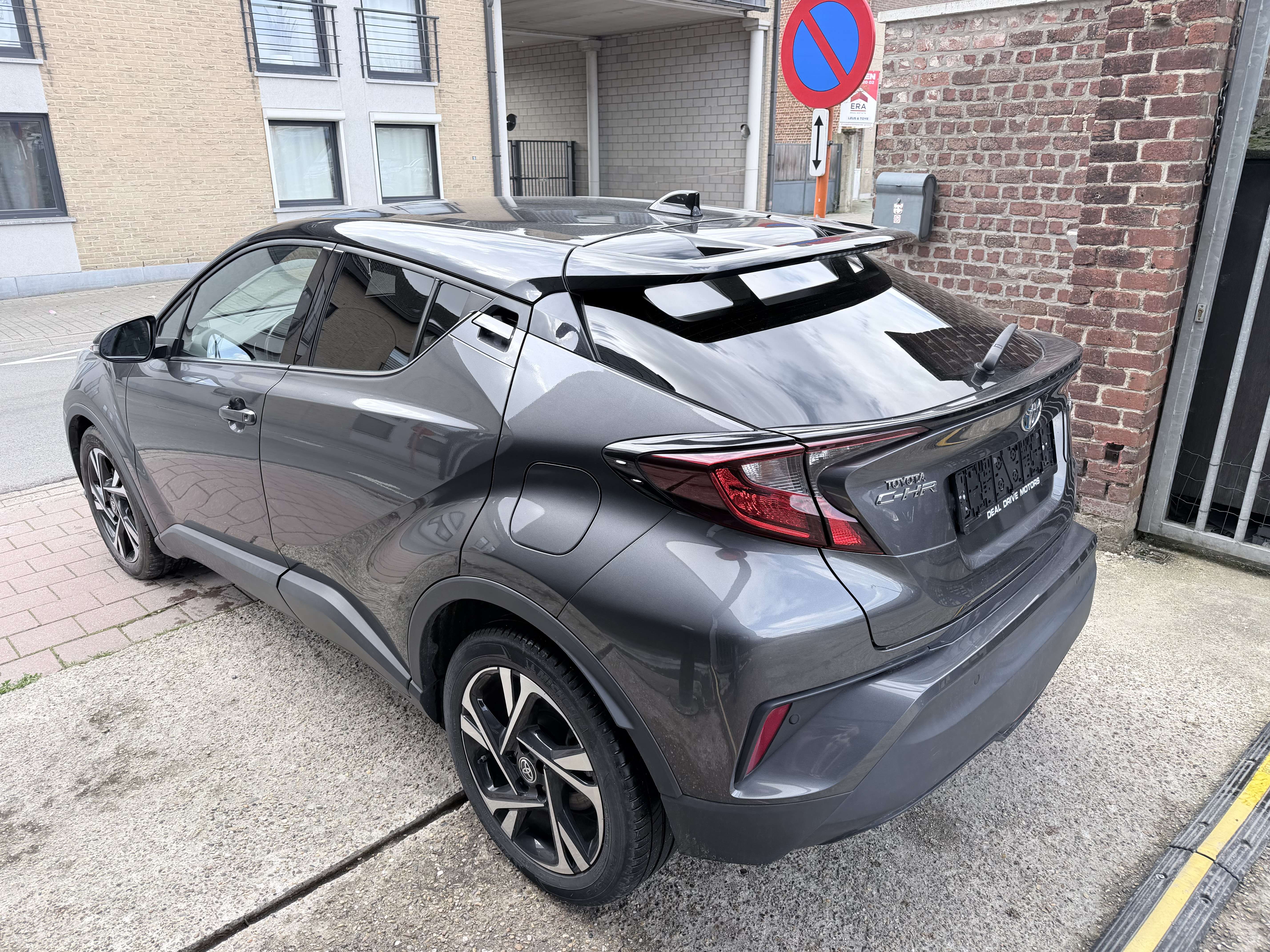 Toyota C-HR 1.8 Hybrid Edition e-CVT | Camera | Navi | CarPlay | LED