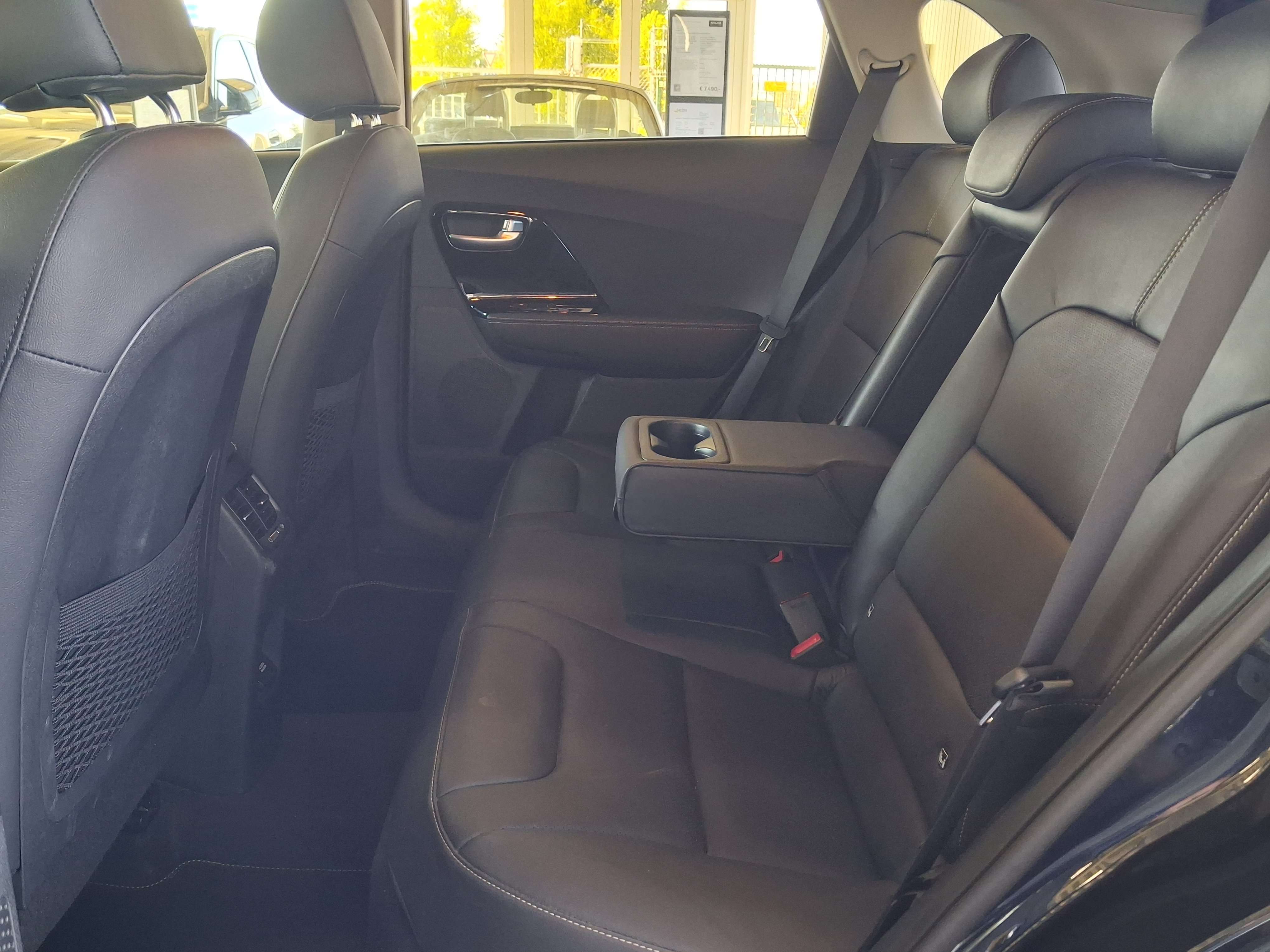 Kia Niro Niro PHEV 1.6 GDi More UVO DCT/ 1 ERE PROP/ TVA DEDUCT / / GARANTIE