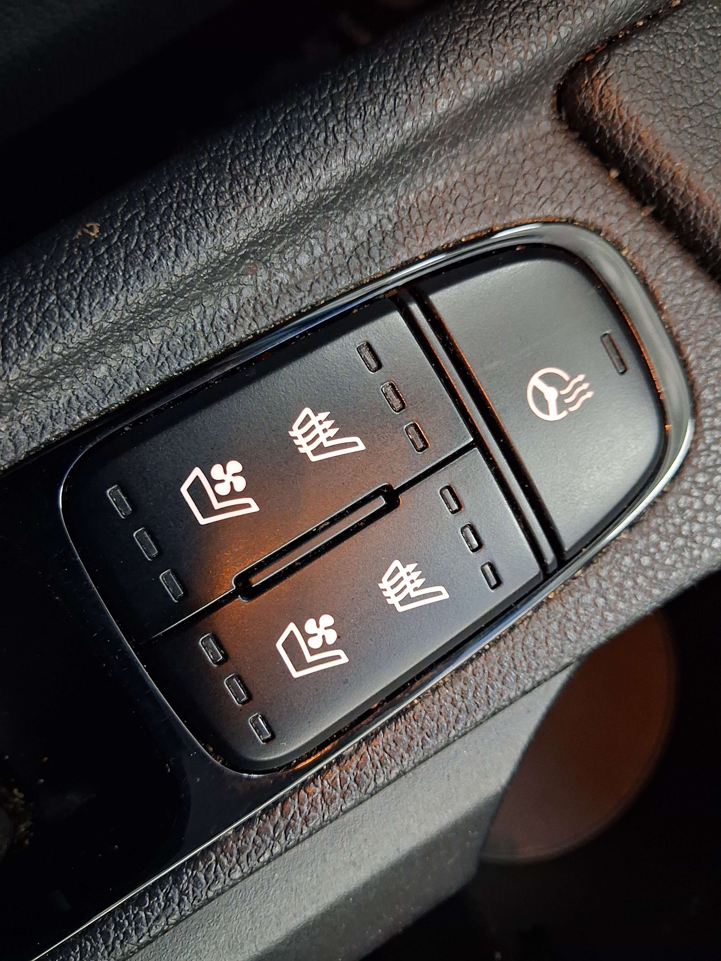 Kia Niro Niro PHEV 1.6 GDi More UVO DCT/ 1 ERE PROP/ TVA DEDUCT / / GARANTIE