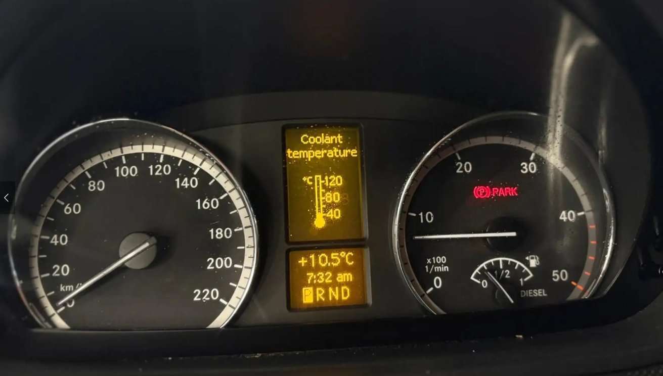 Mercedes-Benz Vito 3.0 CDI V6 AUTOMAAT DUBBELE CABINE 6-ZITPLAATSEN