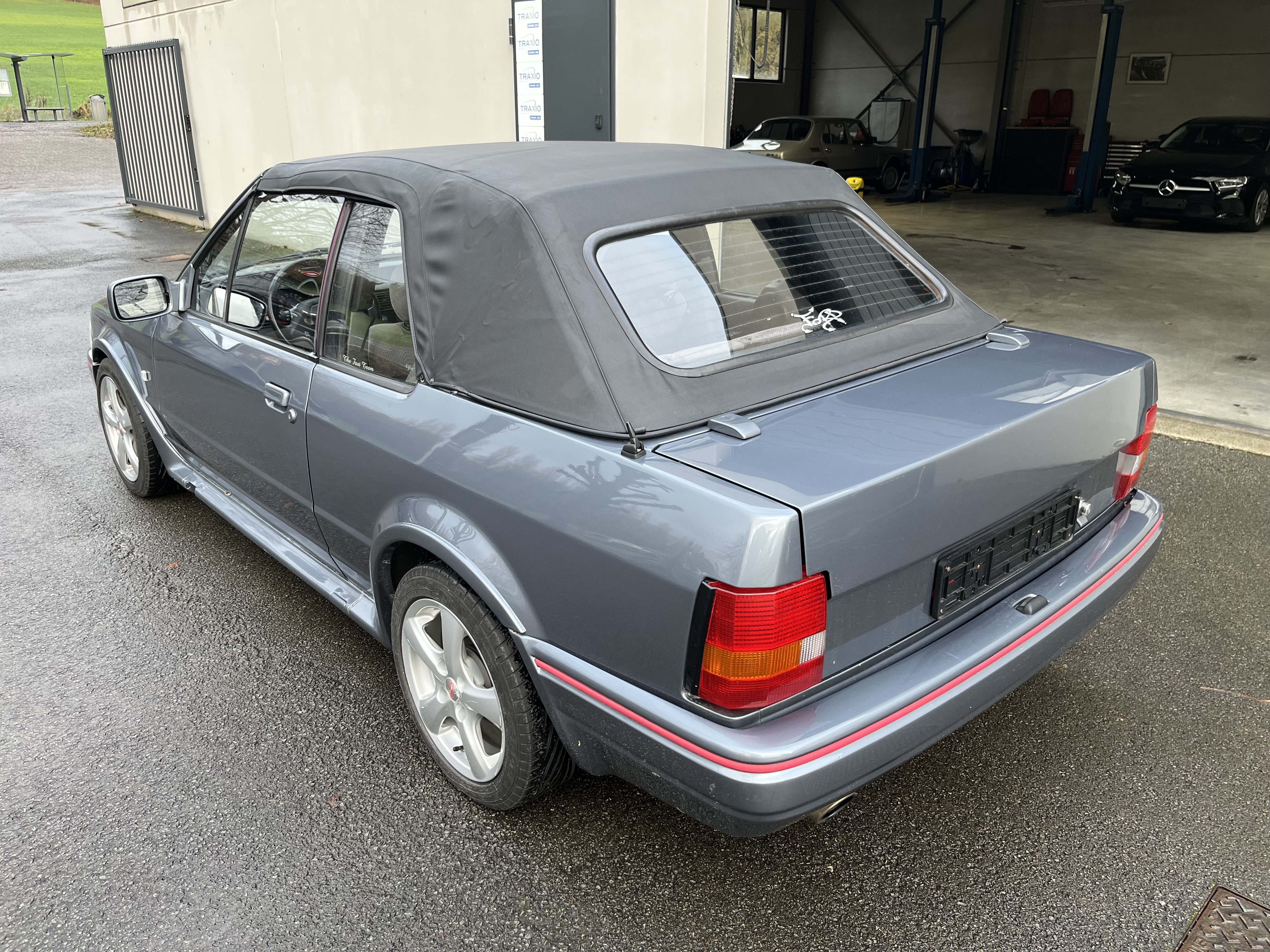 Ford Escort (2) XR3 105