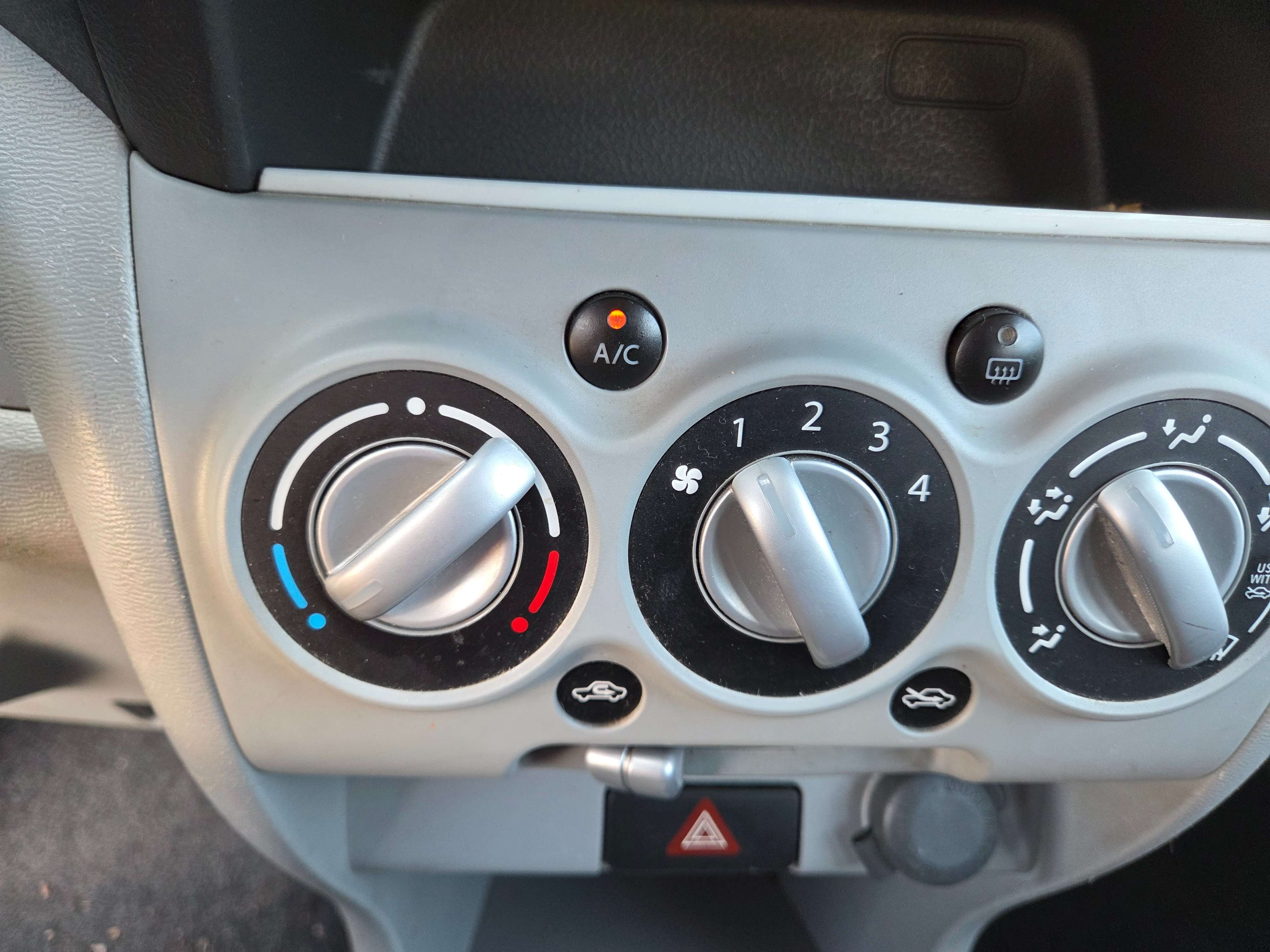 Nissan Pixo Pixo 1.0i Acenta AC