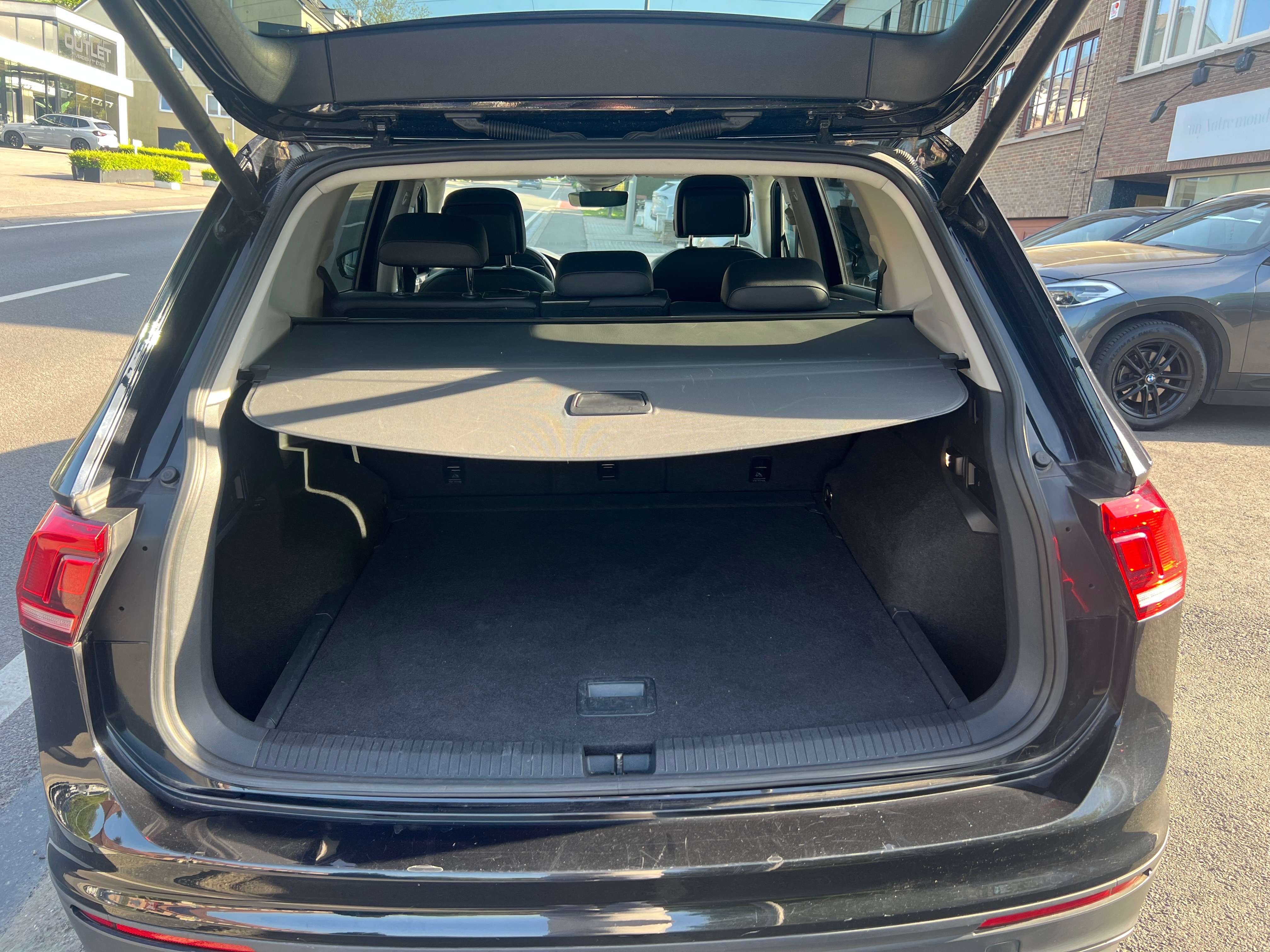 Volkswagen Tiguan Allspace Allspace 1.5 TSI ACT Platinum OPF DSG AUTOMATIQUE CRÉDIT 100% GARANTIE FULL CUIR GPS CAMÉRA