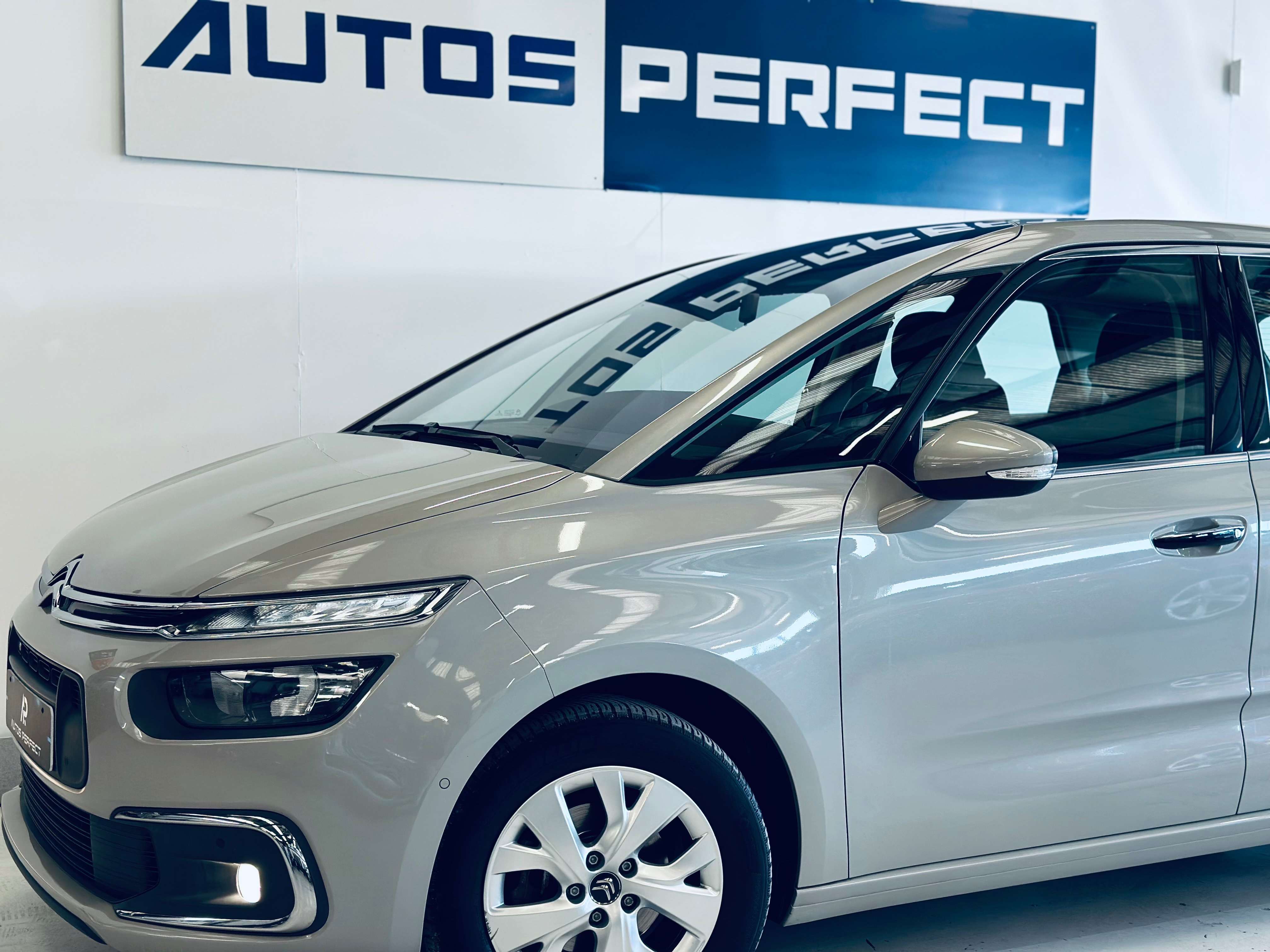 Citroen C4 Picasso 1.2 BOITE AUTO CAMERA NAVI CLIM PDC BLUETOOTH