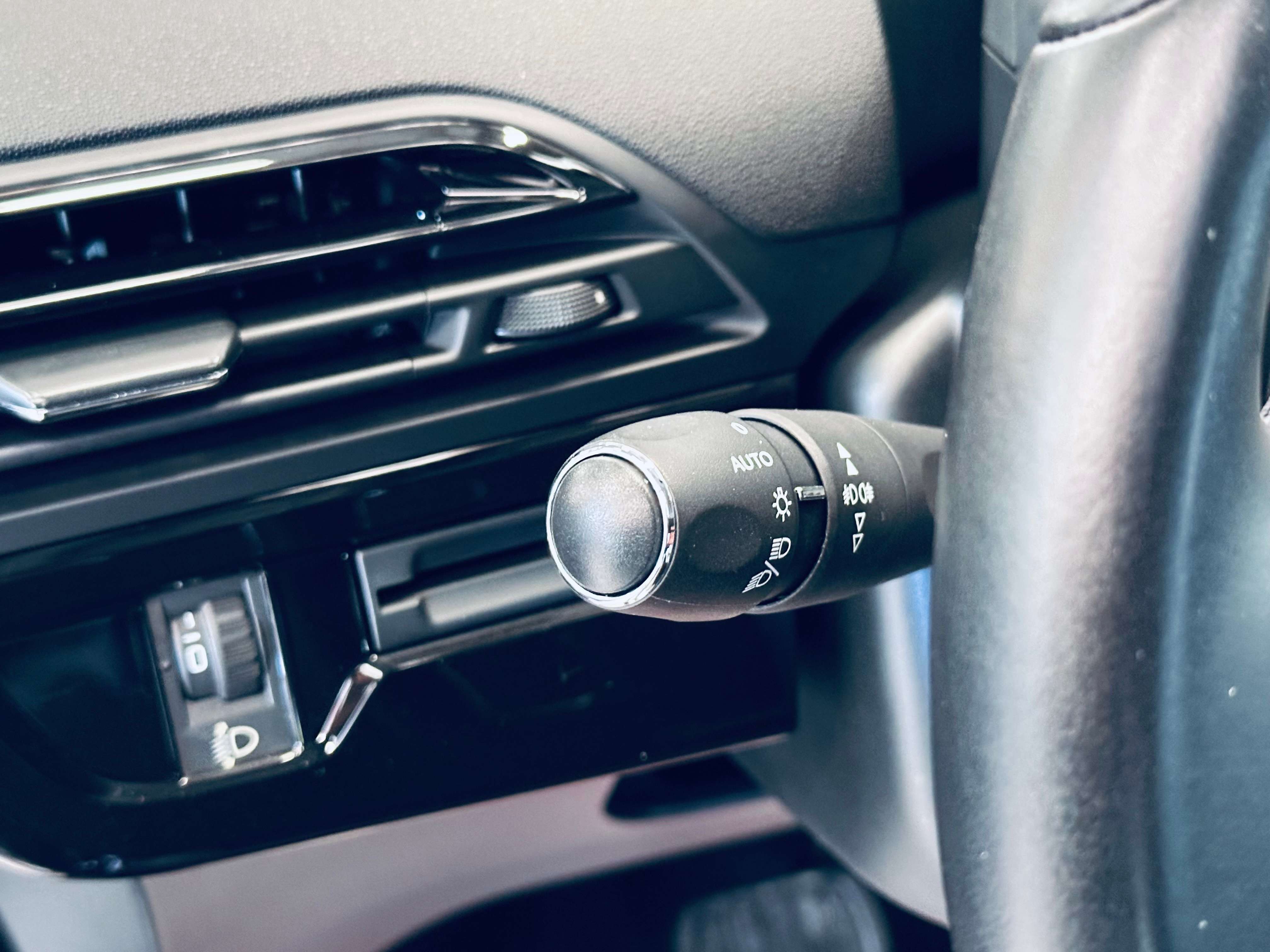 Citroen C4 Picasso 1.2 BOITE AUTO CAMERA NAVI CLIM PDC BLUETOOTH