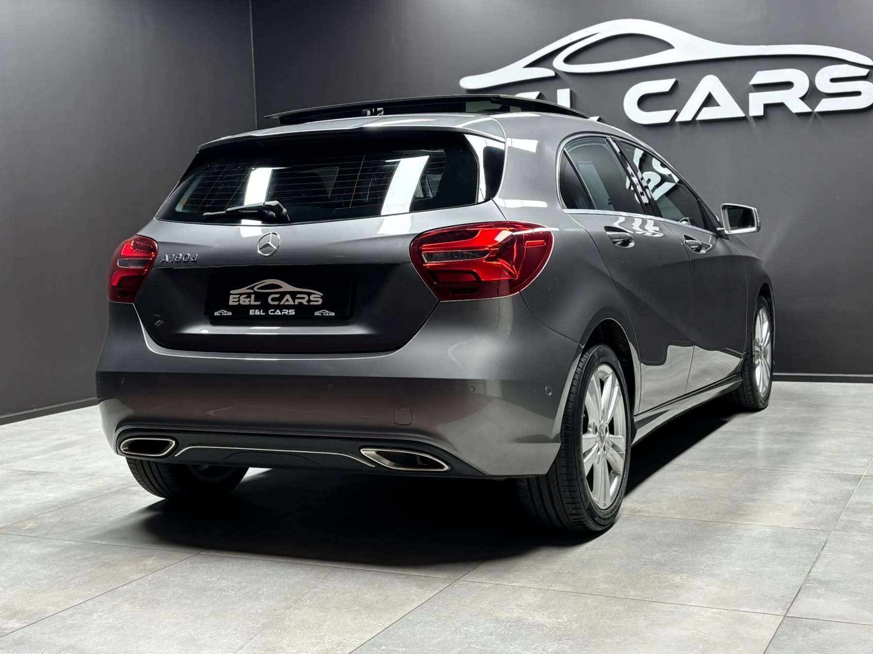 Mercedes-Benz A 180 A 180 d Pack Sport **12 mois de garantie**