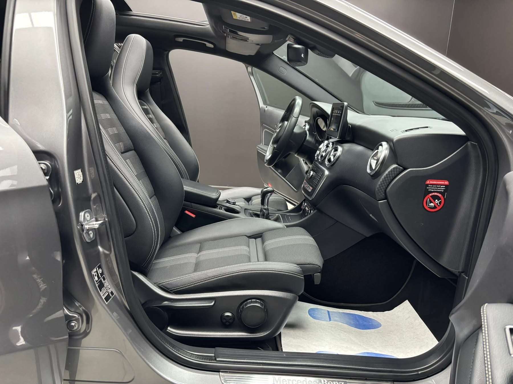 Mercedes-Benz A 180 A 180 d Pack Sport **12 mois de garantie**