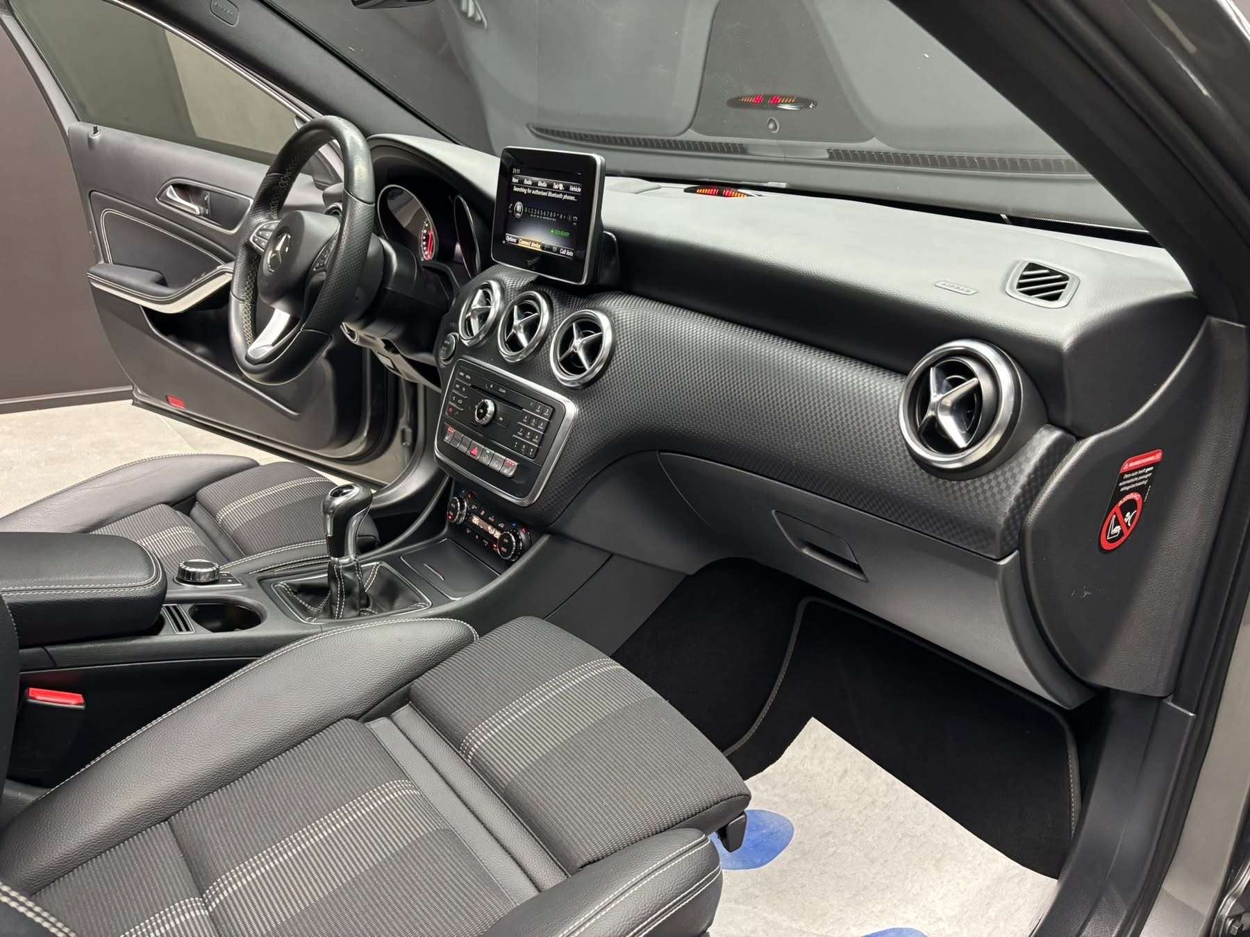 Mercedes-Benz A 180 A 180 d Pack Sport **12 mois de garantie**