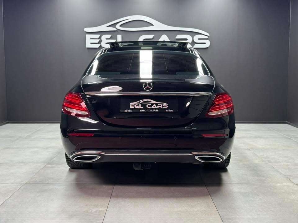 Mercedes-Benz E 220 Réservé