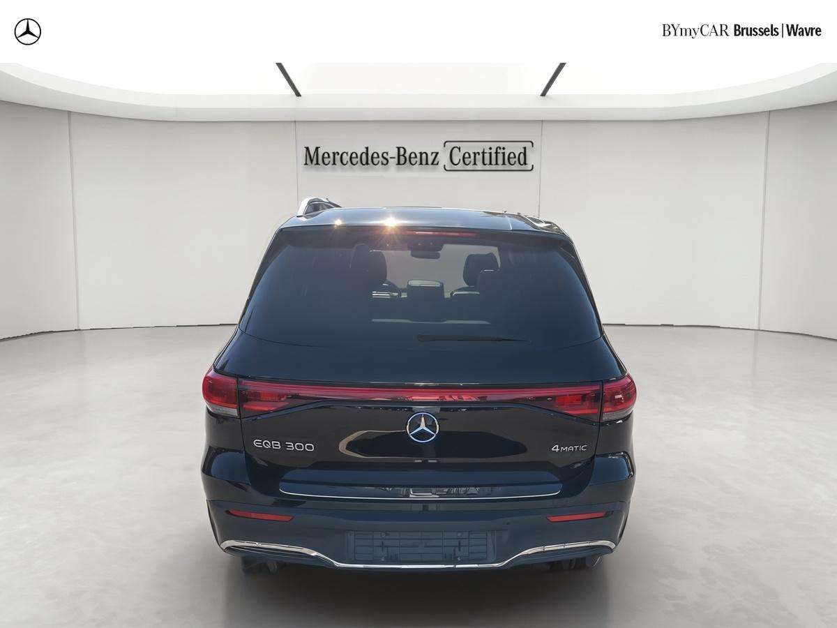 Mercedes-Benz EQB 300 EQB 4MATIC AMG Line