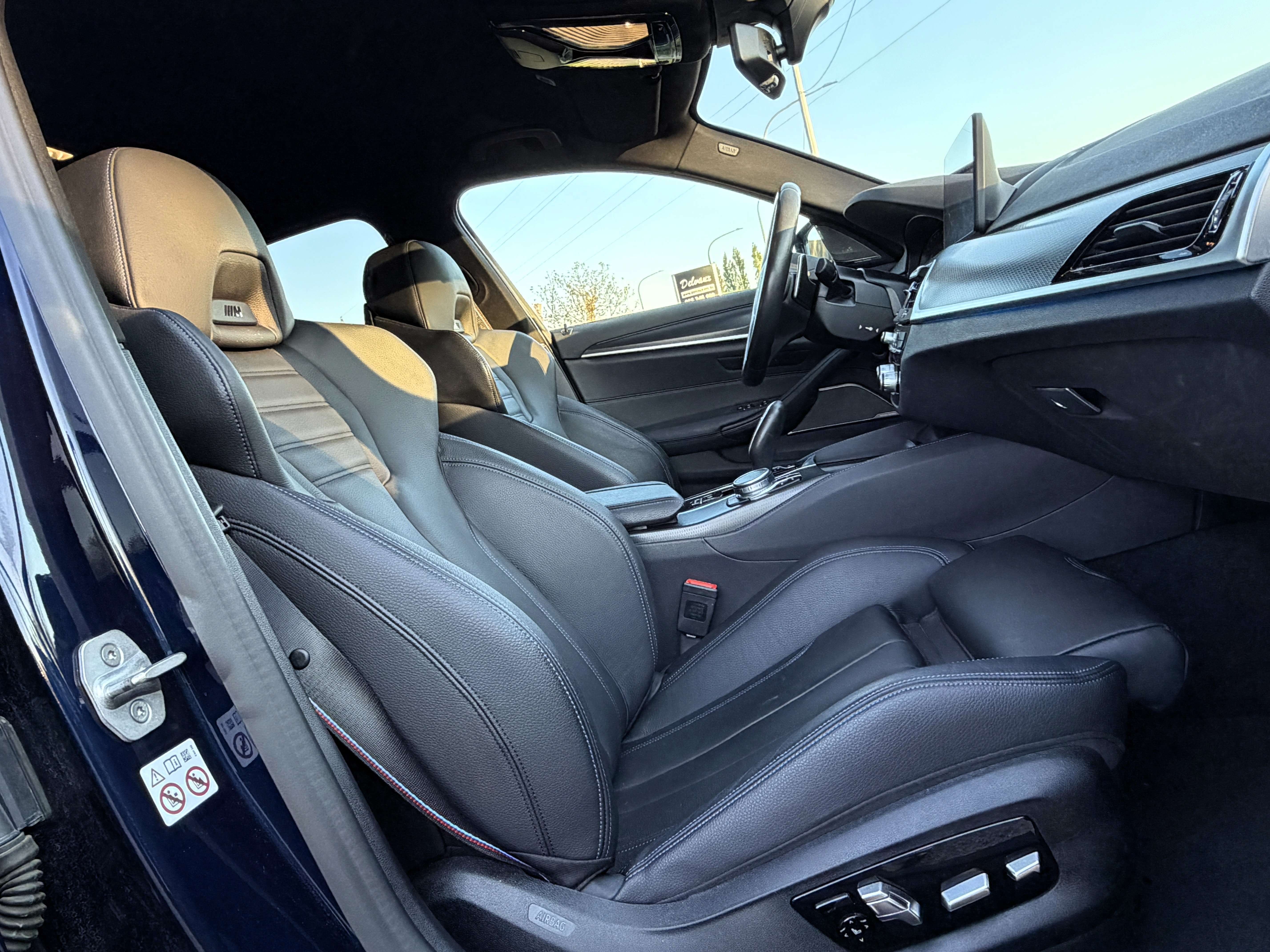 BMW 530 eAS PHEV M SPort Edition CAMERA360/H&K/HEAD-UP/KEYLESS/FULL LED/Sièges M SPORT"