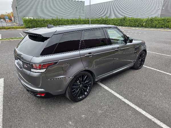 Land Rover Range Rover Sport II 5.0 V8 SUPERCHARGED SVR CARBON EDITION AUTO