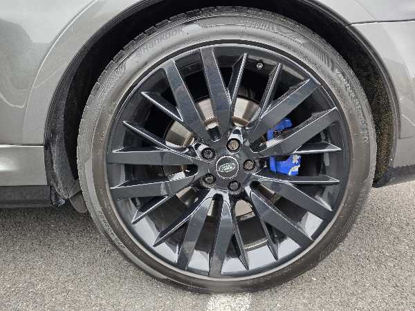 Land Rover Range Rover Sport II 5.0 V8 SUPERCHARGED SVR CARBON EDITION AUTO