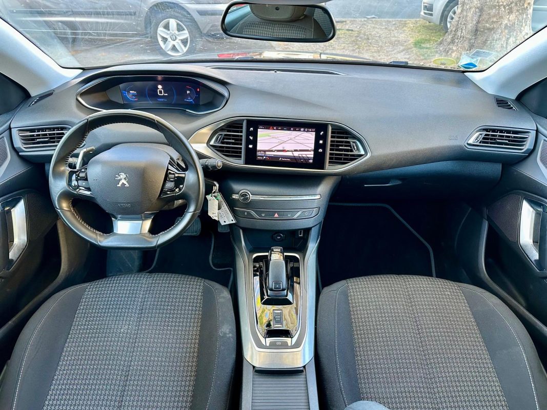 Peugeot 308 1.5 BlueHDi 130 Active EAT8 *1ère MAIN*