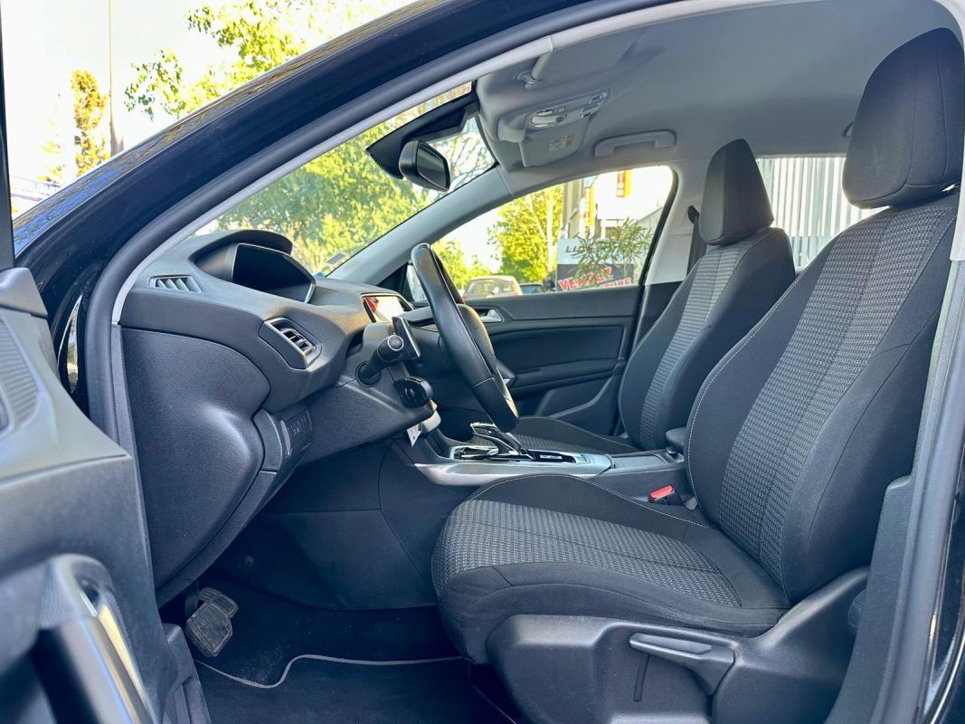 Peugeot 308 1.5 BlueHDi 130 Active EAT8 *1ère MAIN*
