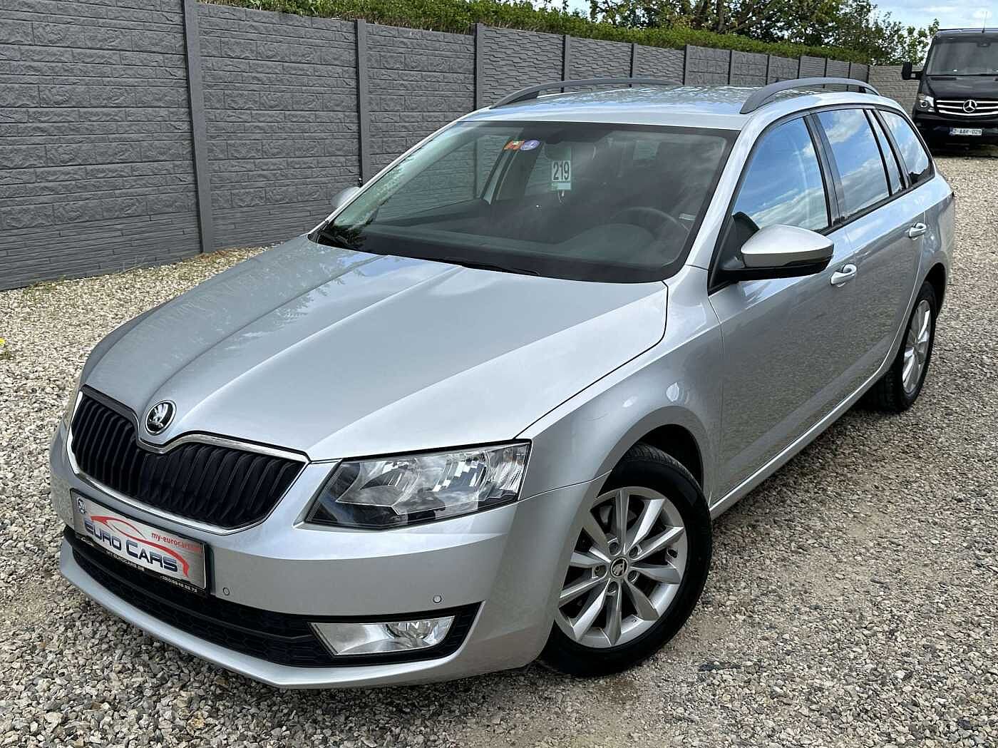 SKODA Octavia SW 1.0 TSI Ambition CRUISE/SENSOR/GPS/FRONT ASSIST/BT/TEL/