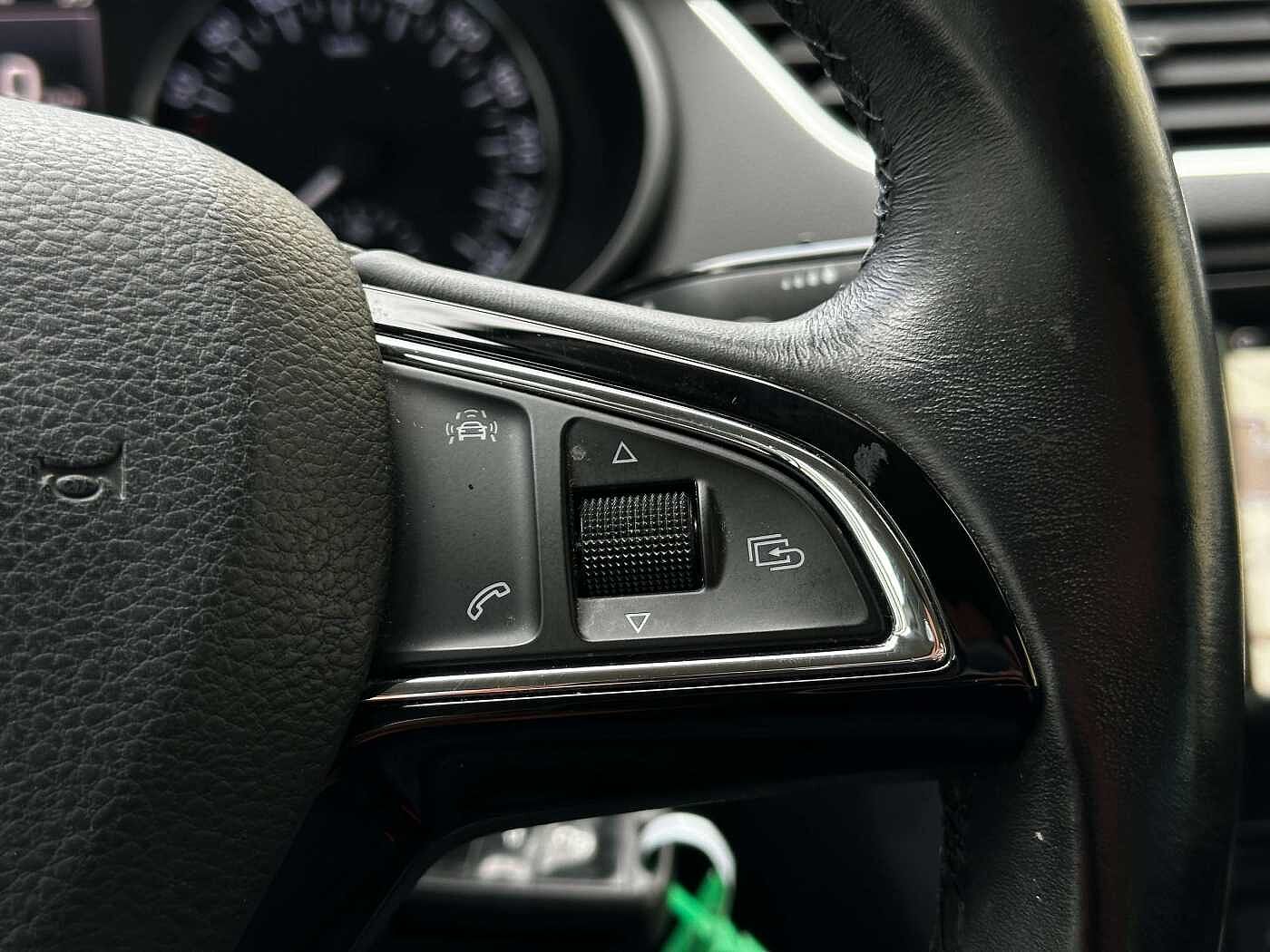 SKODA Octavia SW 1.0 TSI Ambition CRUISE/SENSOR/GPS/FRONT ASSIST/BT/TEL/