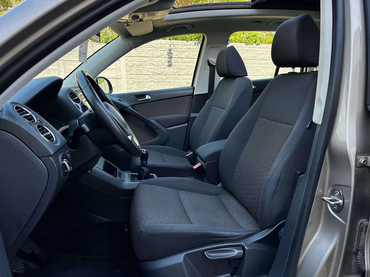 Volkswagen Tiguan 1.4 TSI Trend 1ER PROP/TOIT OUVRANT/PANORAMIQUE/SENSOR/PARK ASSIST/CLIM