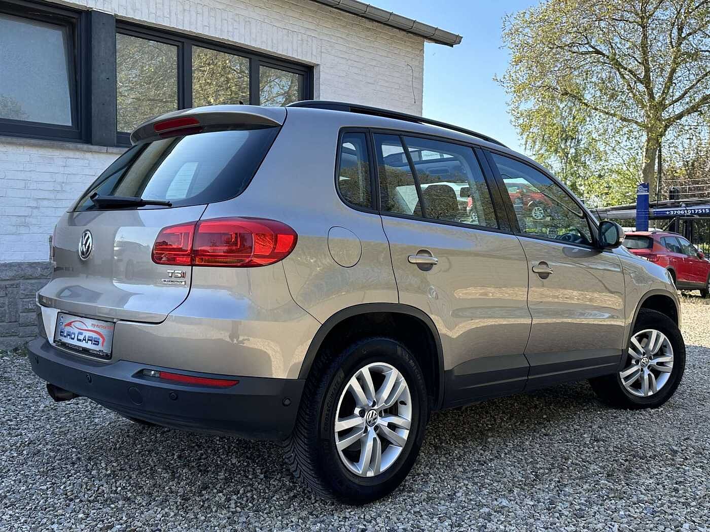 Volkswagen Tiguan 1.4 TSI Trend 1ER PROP/TOIT OUVRANT/PANORAMIQUE/SENSOR/PARK ASSIST/CLIM