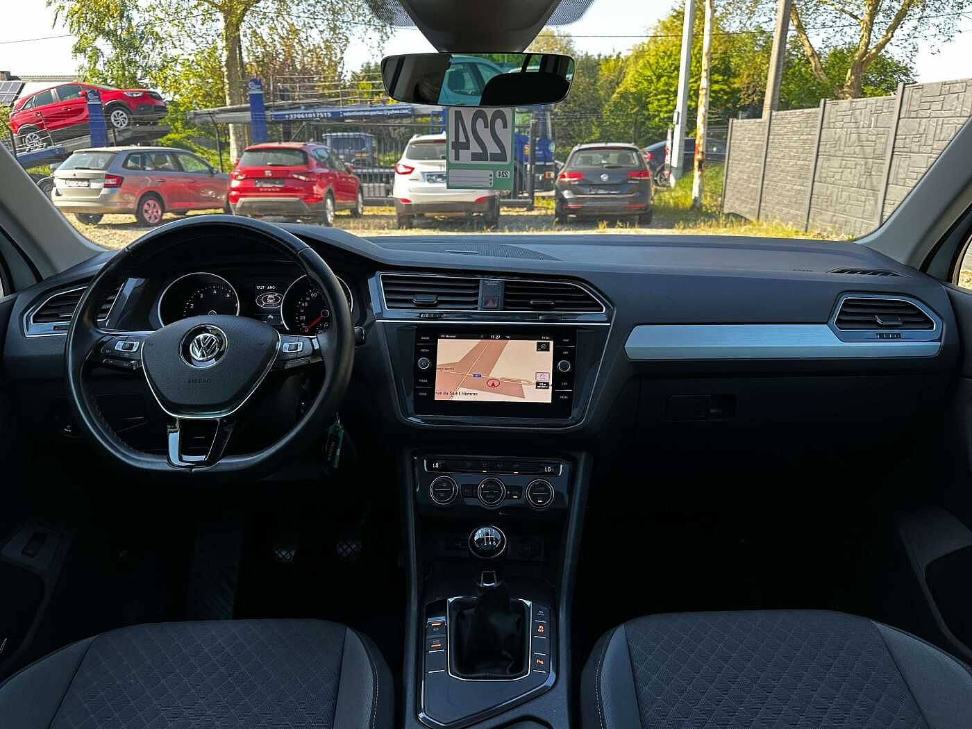 Volkswagen Tiguan Tiguan 1.5 TSI ACT Comfortline //R LINE EXT//TOIT OUVRANT/PANORAMIQUE/GPS/CRUISE