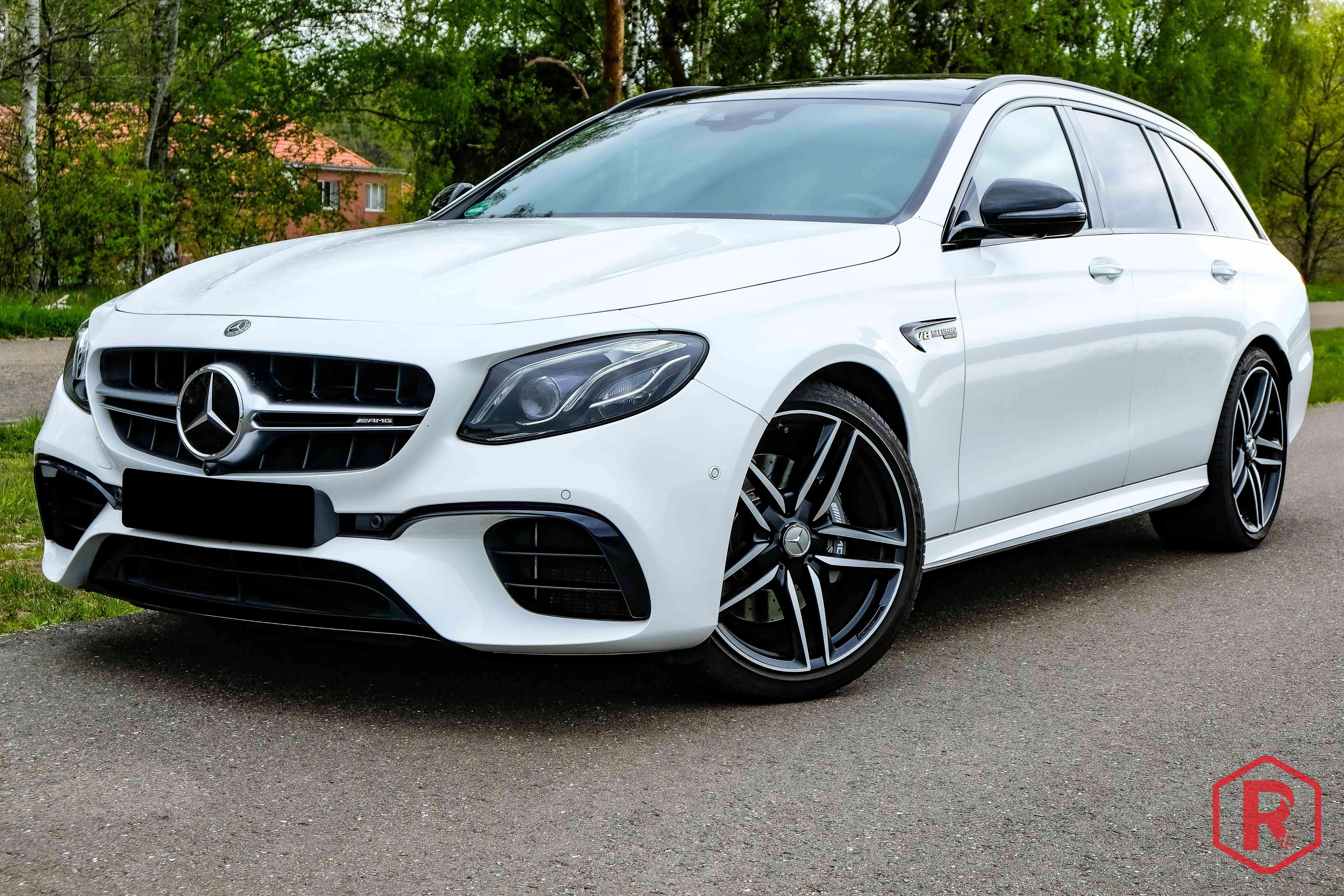 Mercedes-Benz E 63 AMG 4-Matic Opendak Burmester Performance