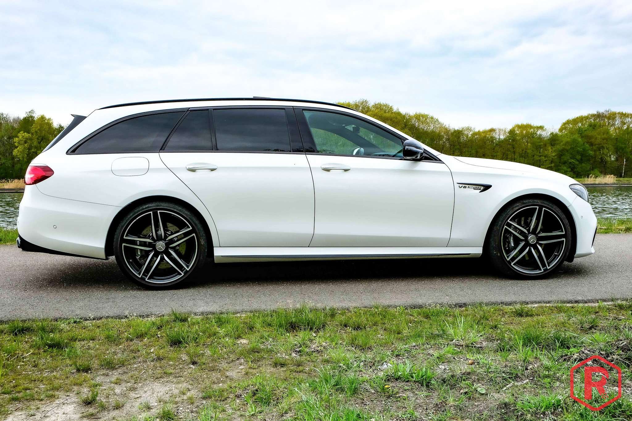 Mercedes-Benz E 63 AMG 4-Matic Opendak Burmester Performance
