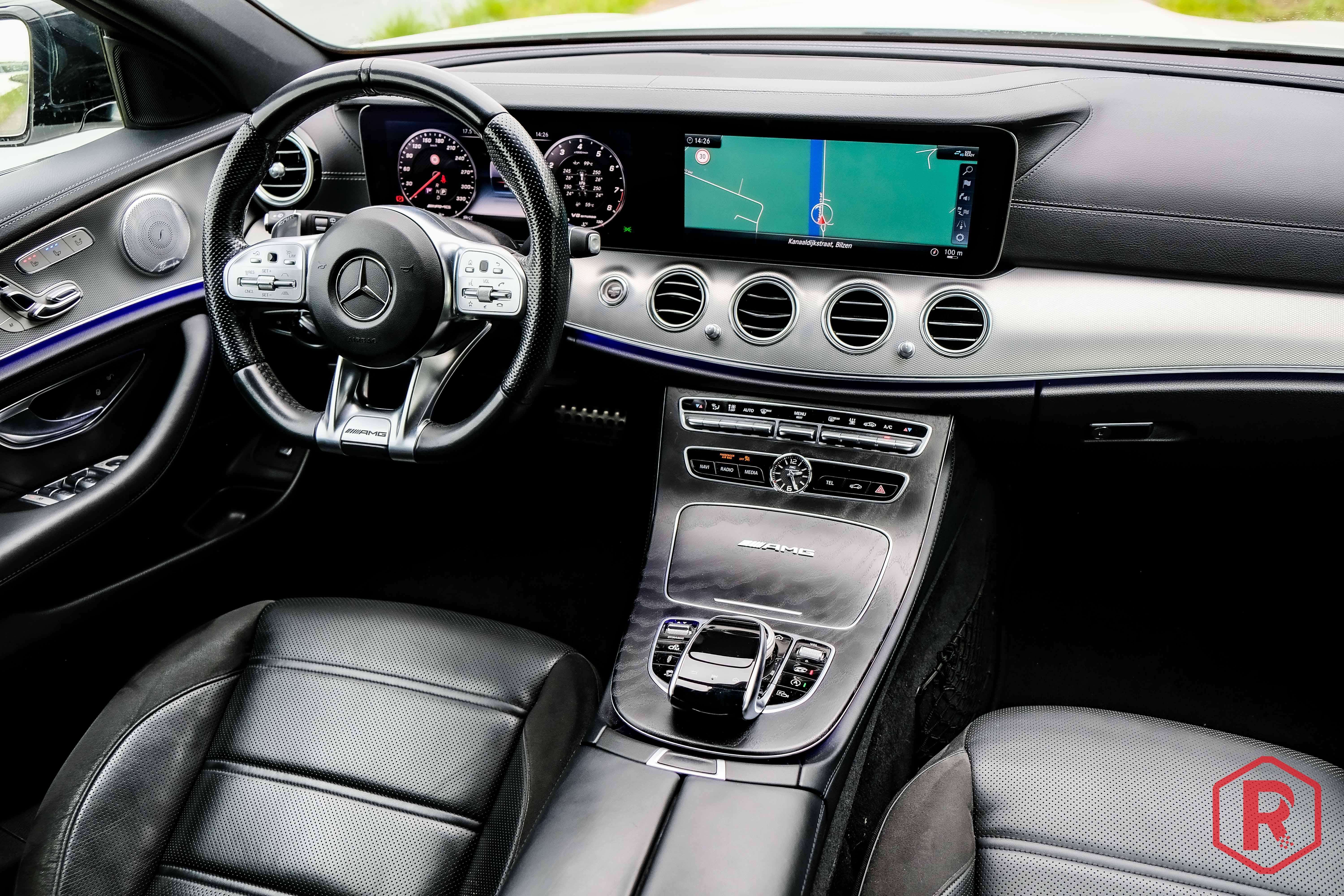 Mercedes-Benz E 63 AMG 4-Matic Opendak Burmester Performance