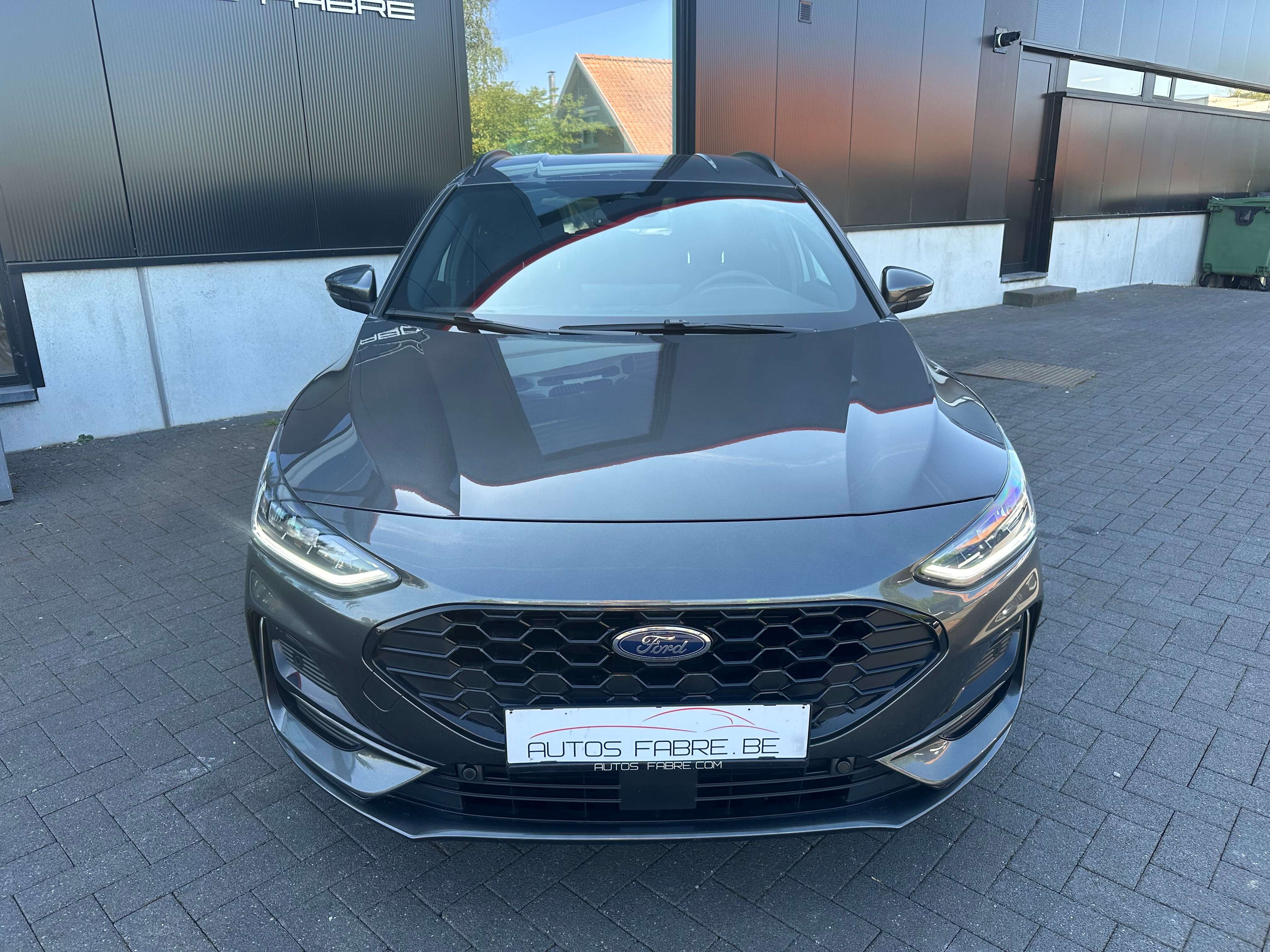 Ford Focus 1.0 EcoBoost MHEV ST-Line Design Black Pack
